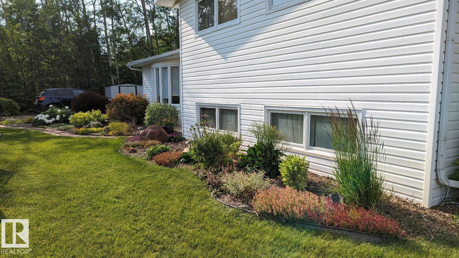 106 54500 Lac Ste Anne Trail, None, Rural Sturgeon County