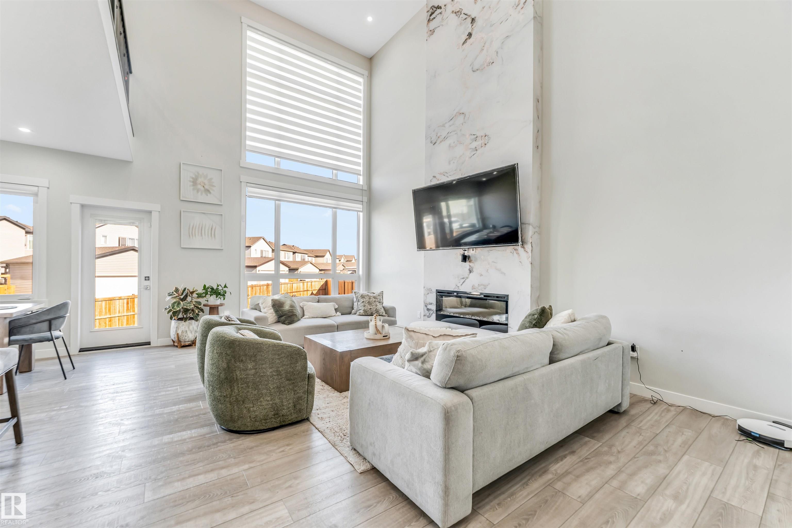 Picture for 2404 13 AV NW