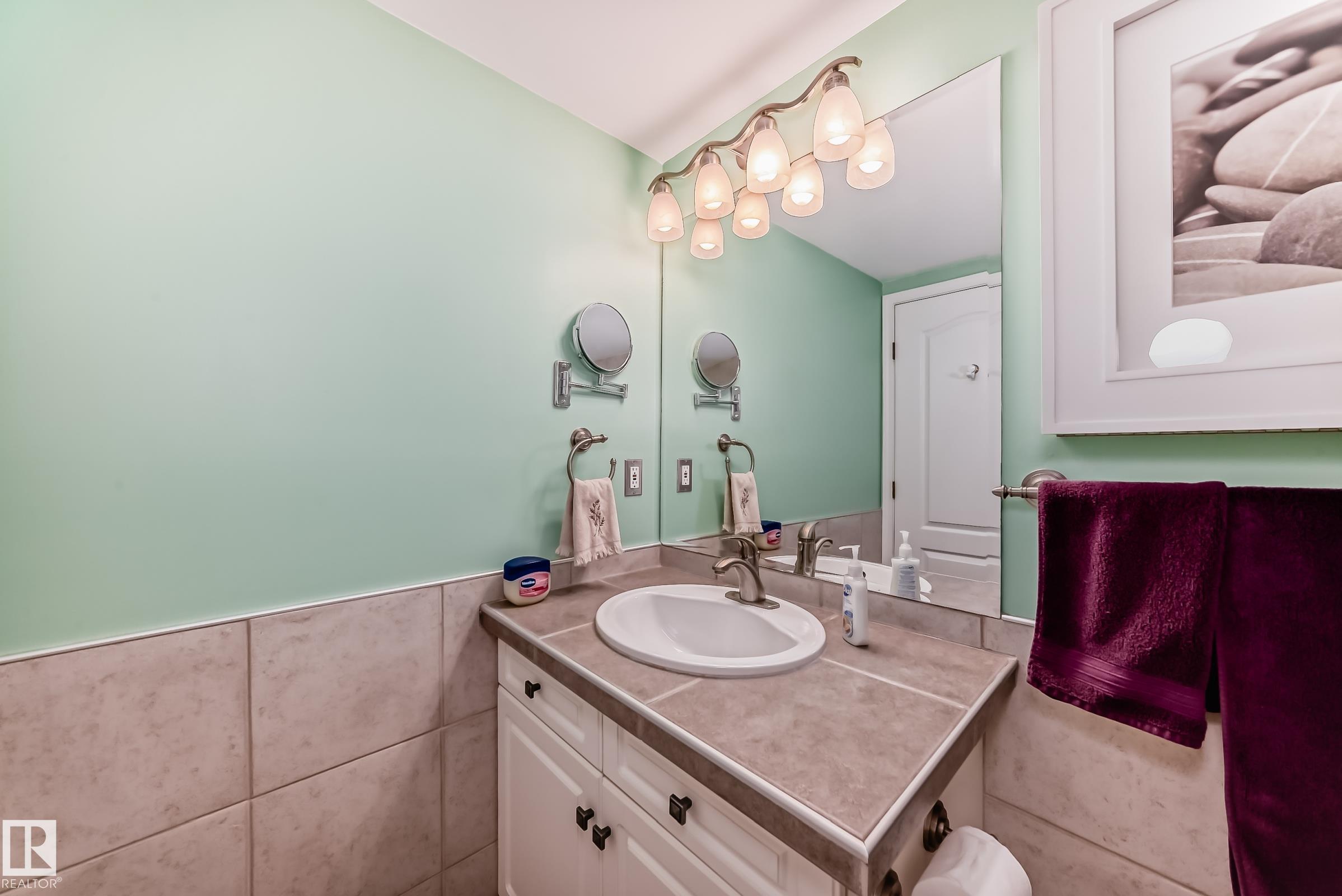 Photo 17 at 108 - 12028 103 Avenue NW, Wîhkwêntôwin, Edmonton