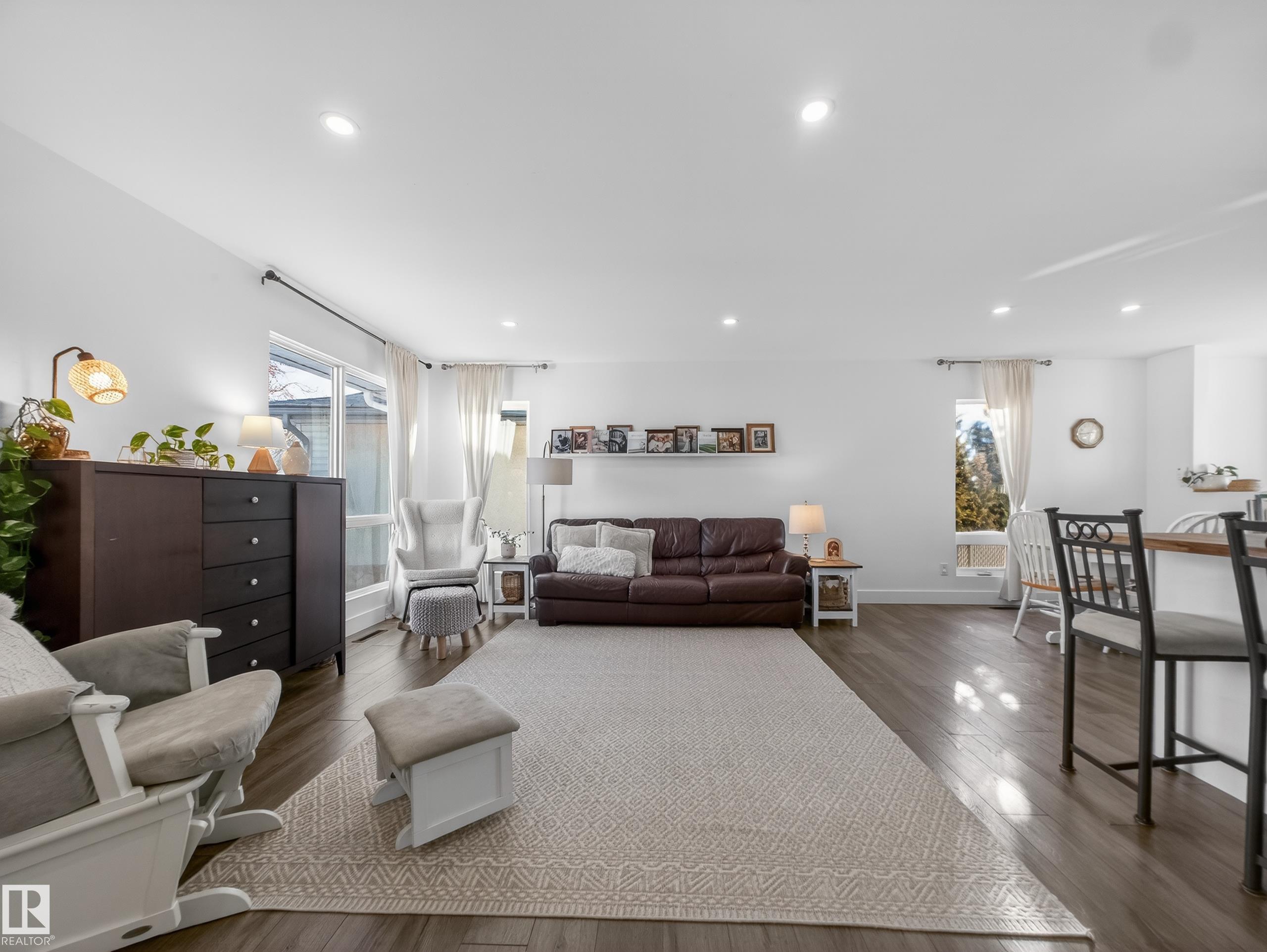 Photo 11 at 6 Highwood Place, Maplewood, Sherwood Park