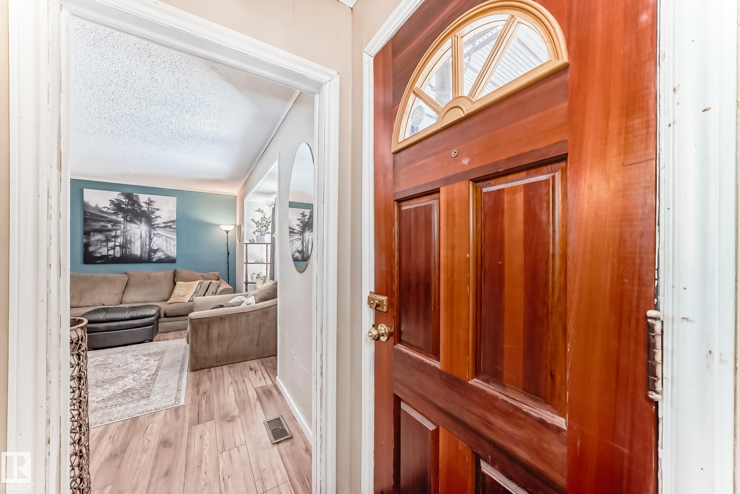 Picture for 12139 59 ST NW