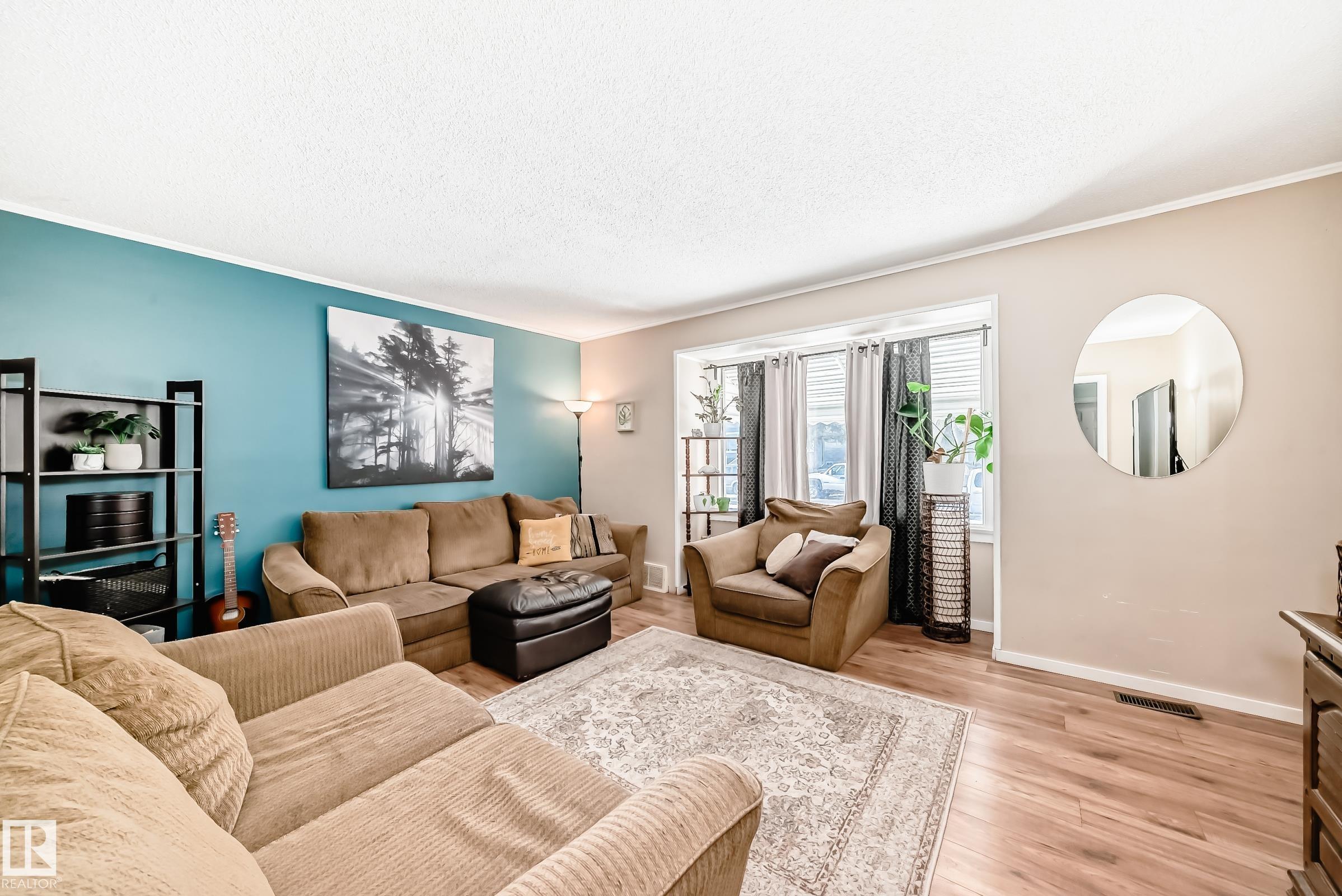 Picture for 12139 59 ST NW