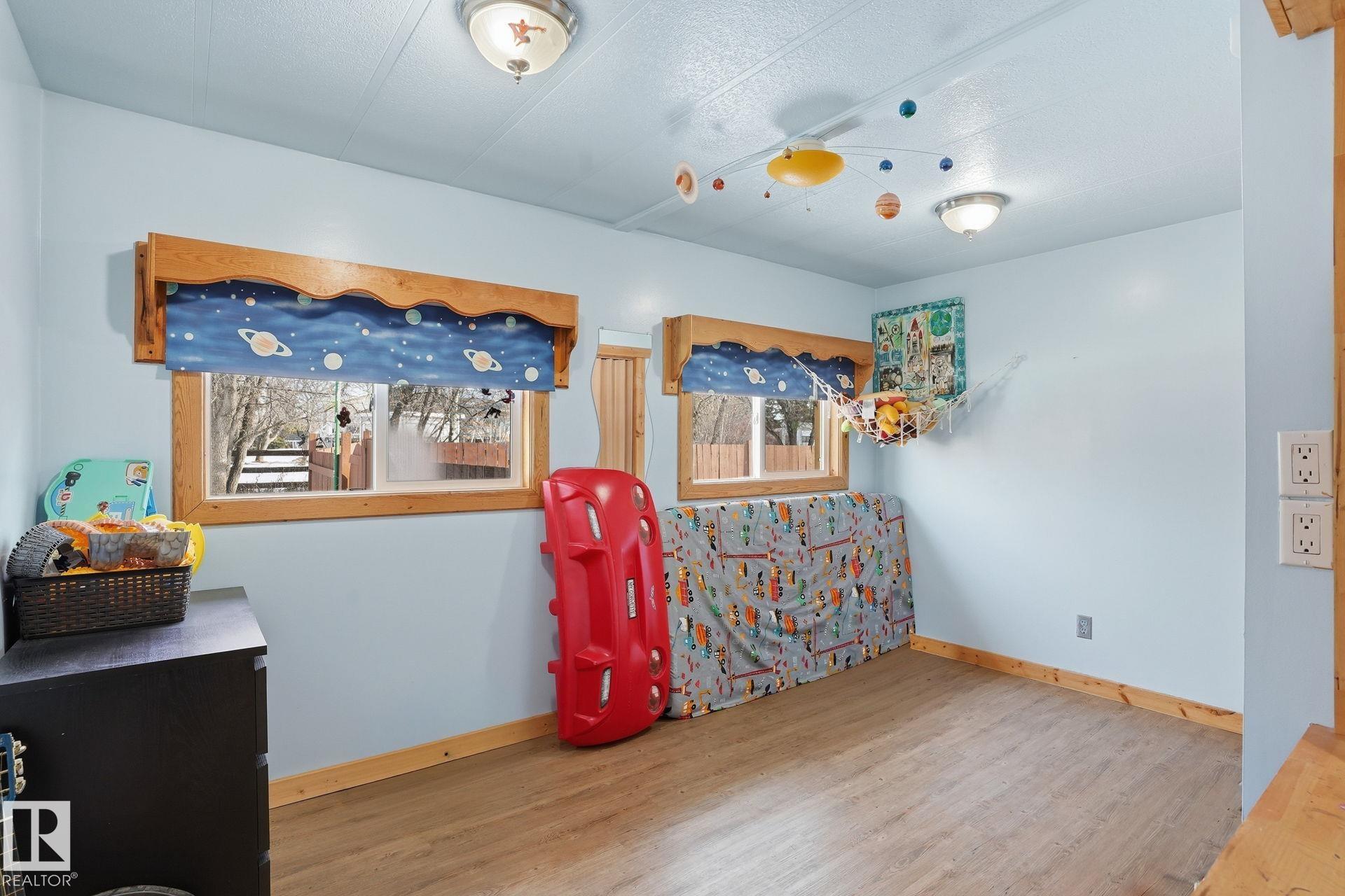 Photo 24 at 14 - 53412 Rge Road 41, Brookside Estates, Rural Parkland County