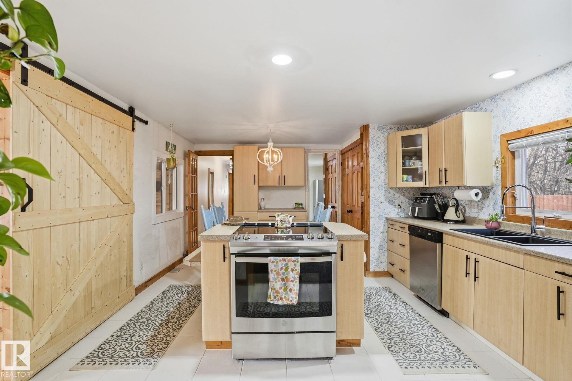 Photo 9 at 14 - 53412 Rge Road 41, Brookside Estates, Rural Parkland County