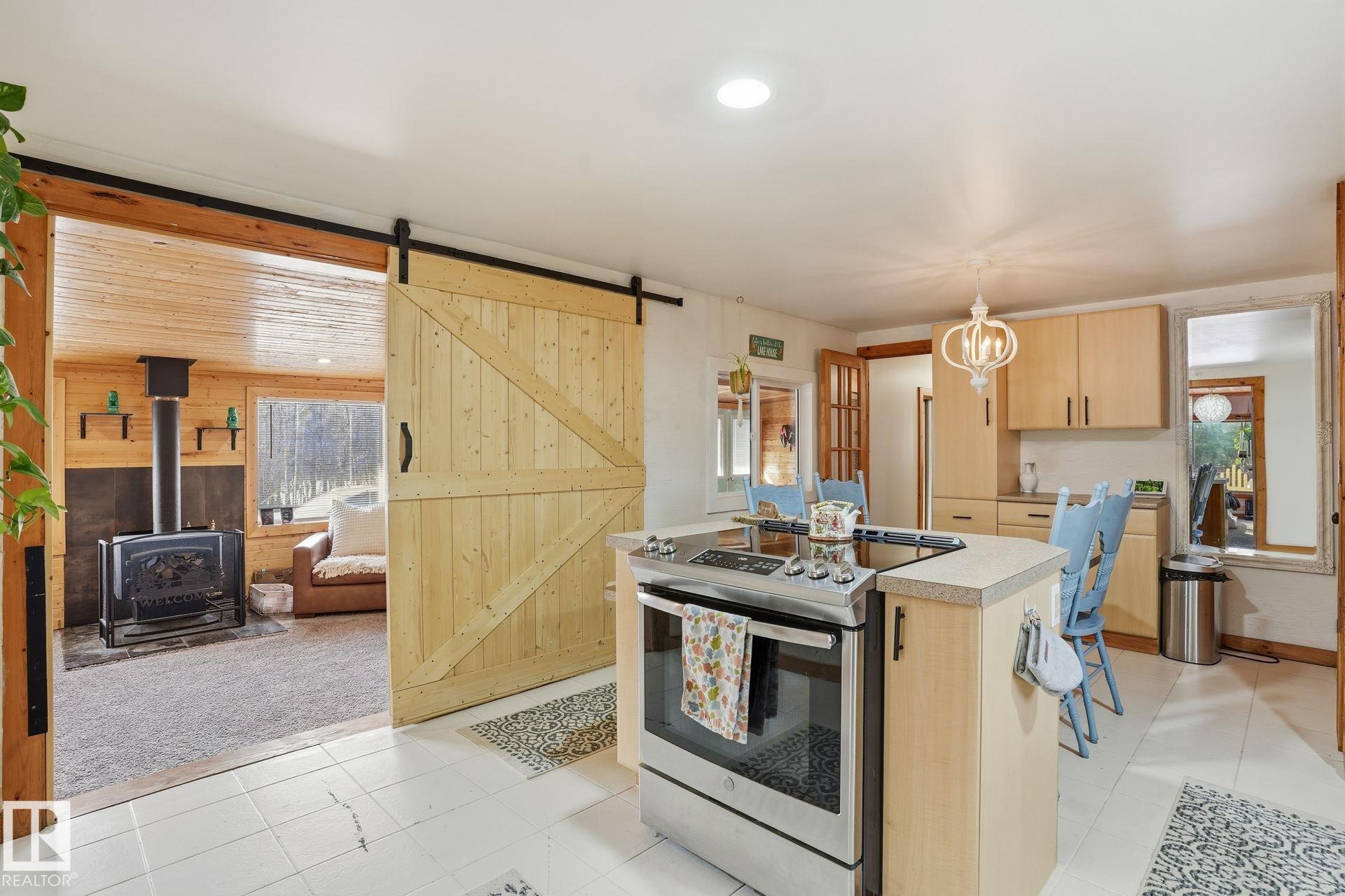 Photo 10 at 14 - 53412 Rge Road 41, Brookside Estates, Rural Parkland County