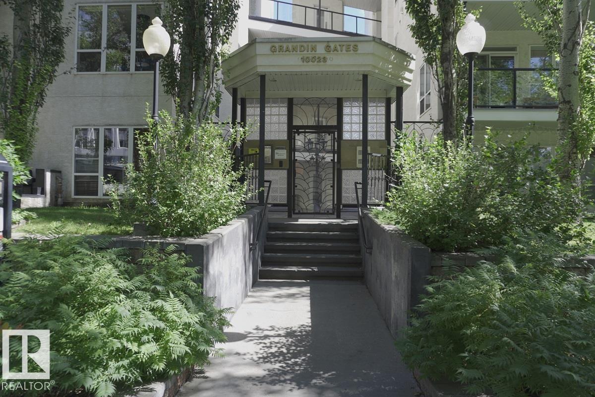 434 - 10023 110 Street NW, Wîhkwêntôwin, Edmonton