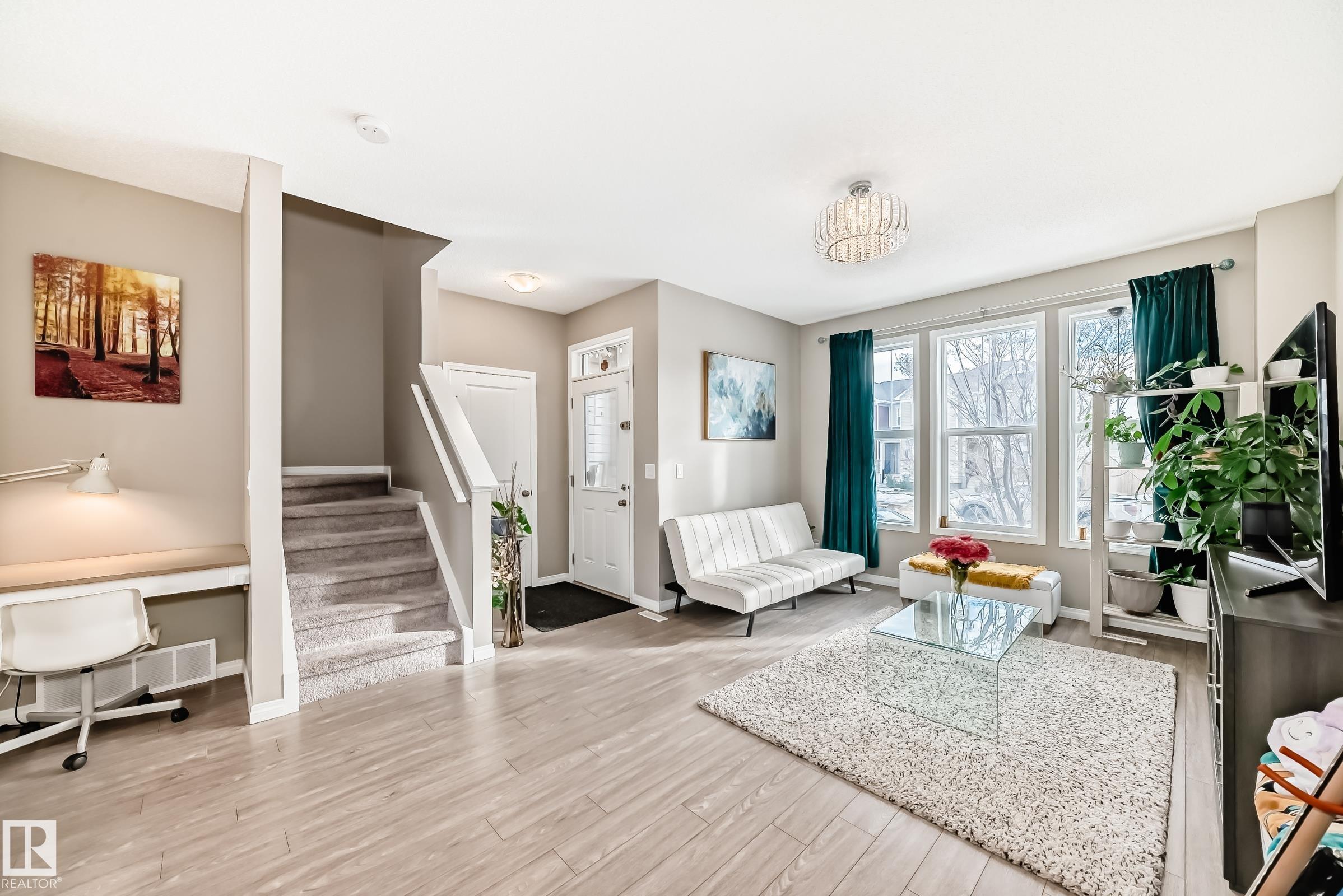 Picture for 8162 CHAPPELLE WY SW