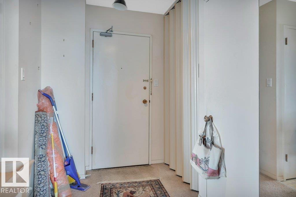 Photo 8 at 1501 - 9835 113 Street NW, Wîhkwêntôwin, Edmonton