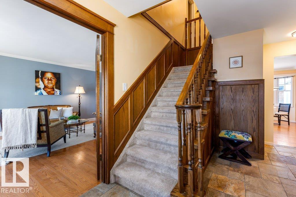 29 Woodlands Road, Woodlands, St. Albert