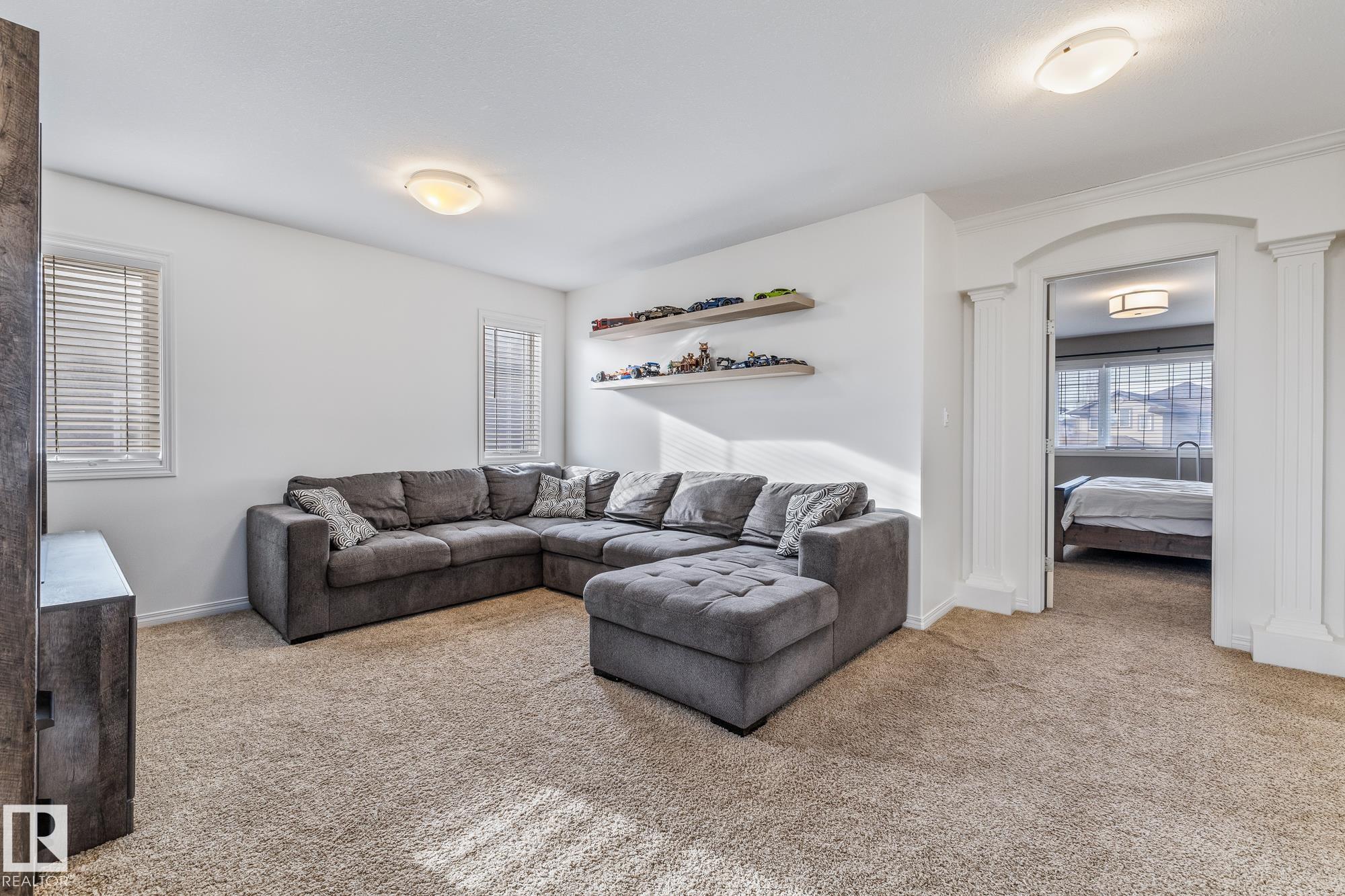 Photo 20 at 5713 42 Street, Coloniale Estates, Beaumont