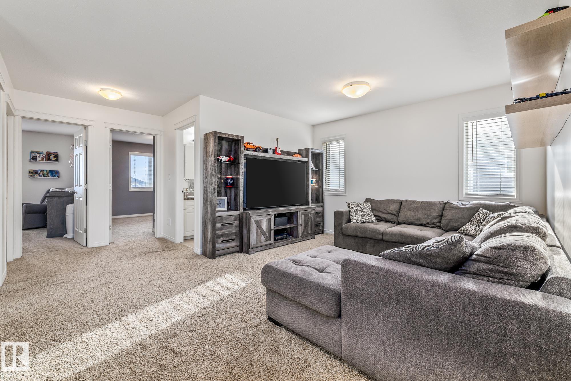 Photo 21 at 5713 42 Street, Coloniale Estates, Beaumont