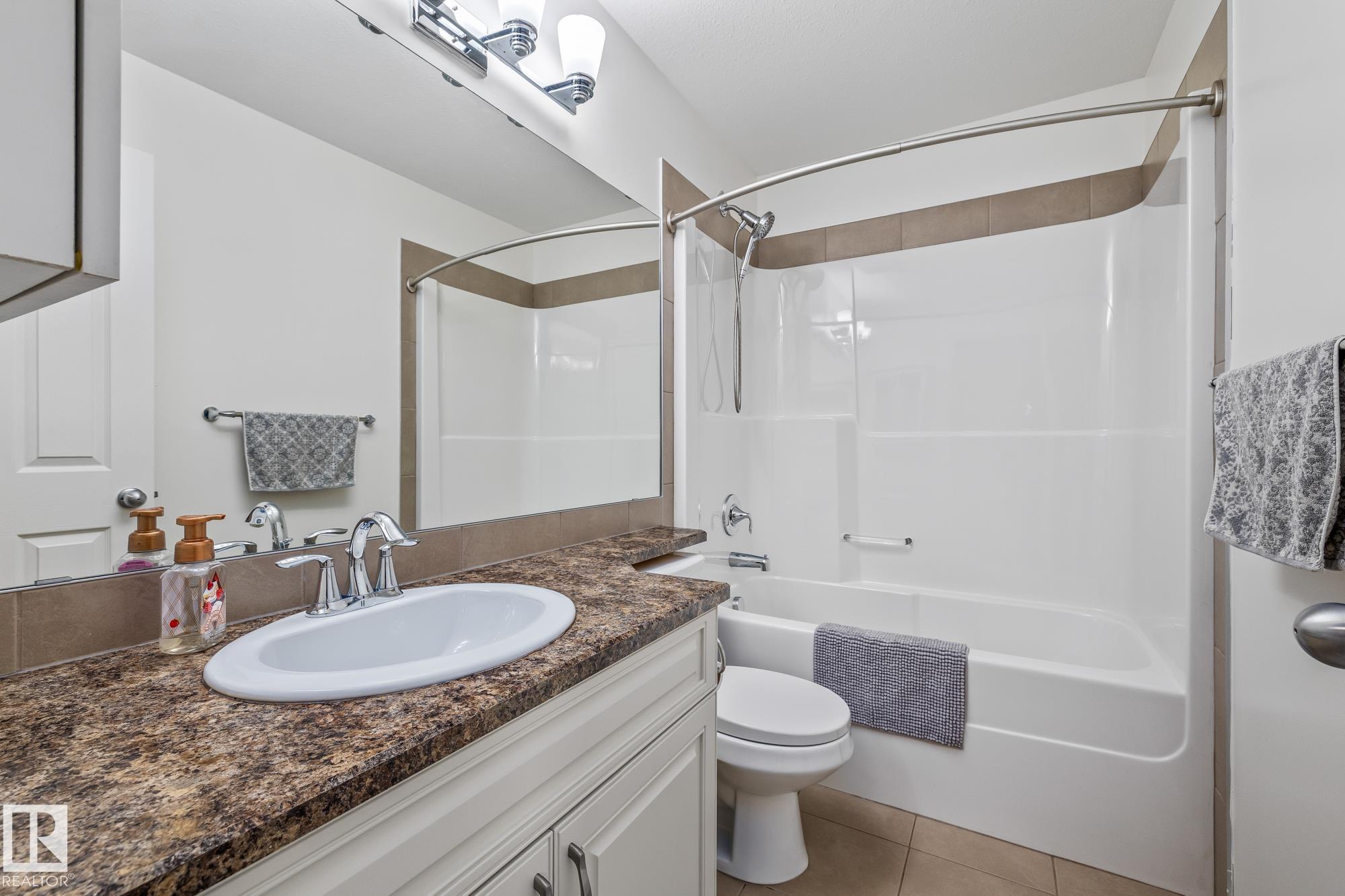 Photo 25 at 5713 42 Street, Coloniale Estates, Beaumont