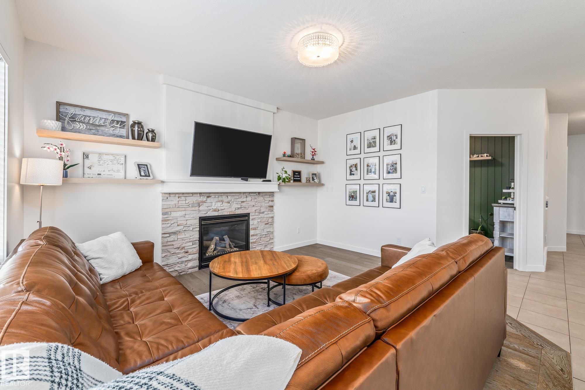 5713 42 Street, Coloniale Estates, Beaumont