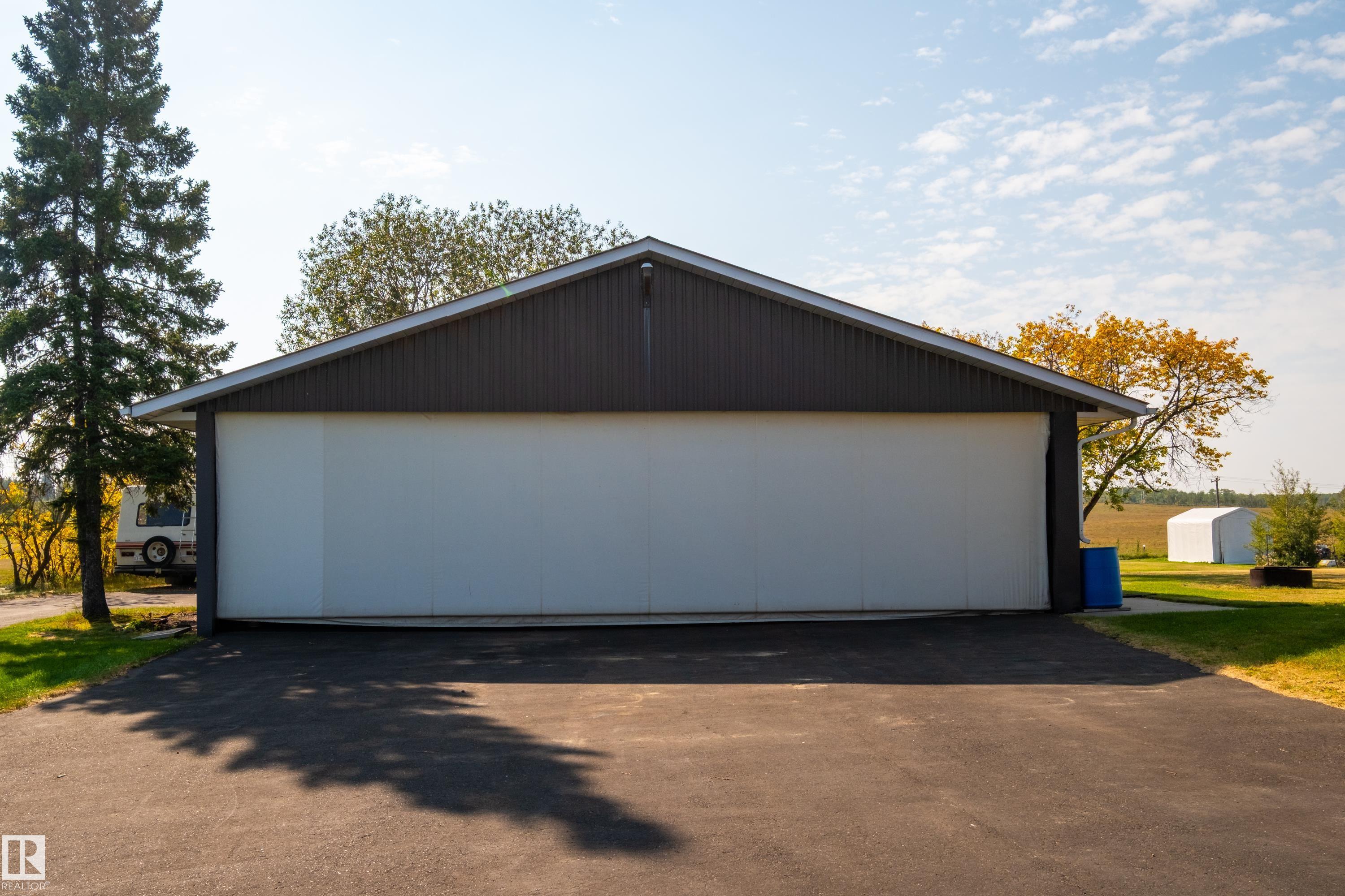 Photo 11 at 73 - 52112 Rge Road 222, Twin Island Air Park, Rural Strathcona County