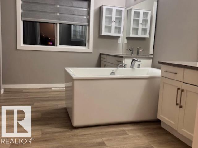 Photo 17 at 2306 Kelly Circle SW, Keswick, Edmonton