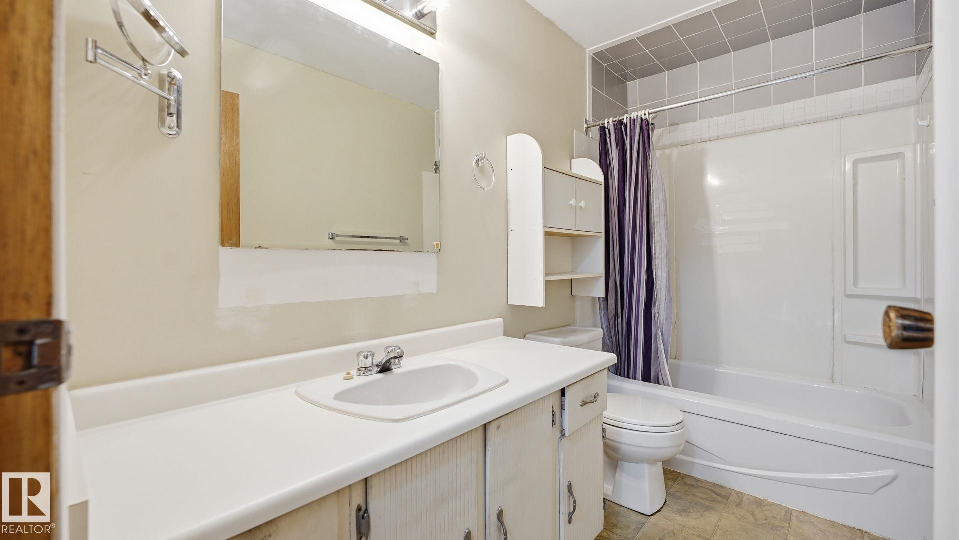 Photo 15 at 11205 125 St & 12414 112 Avenue NW, Inglewood, Edmonton