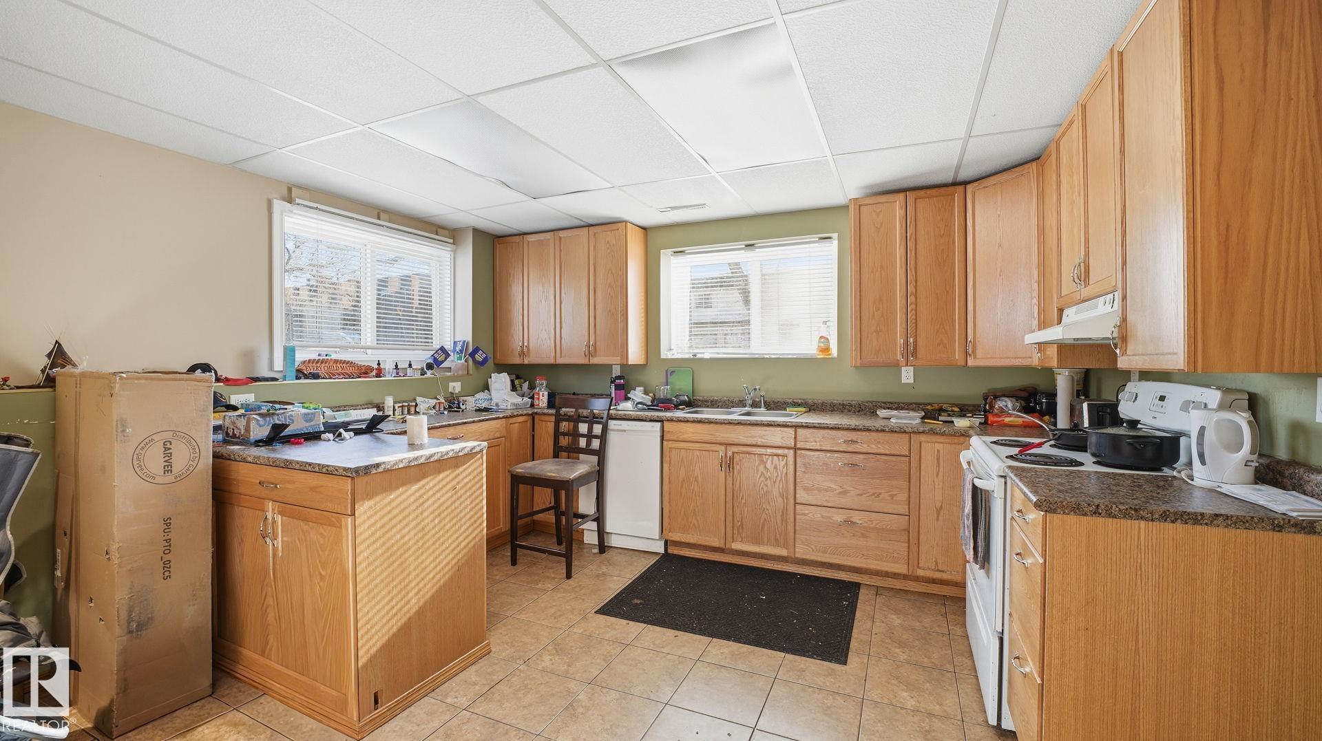 Photo 18 at 11205 125 St & 12414 112 Avenue NW, Inglewood, Edmonton