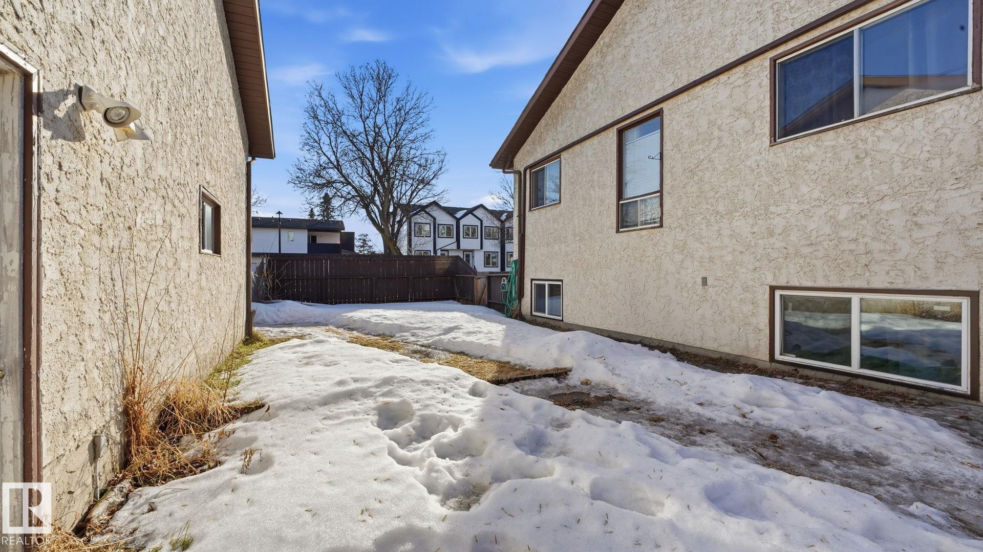 Picture for 11205 125 ST &amp; 12414 112 AV NW