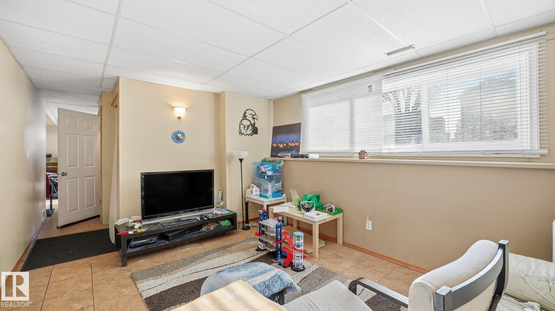 Photo 21 at 11205 125 St & 12414 112 Avenue NW, Inglewood, Edmonton