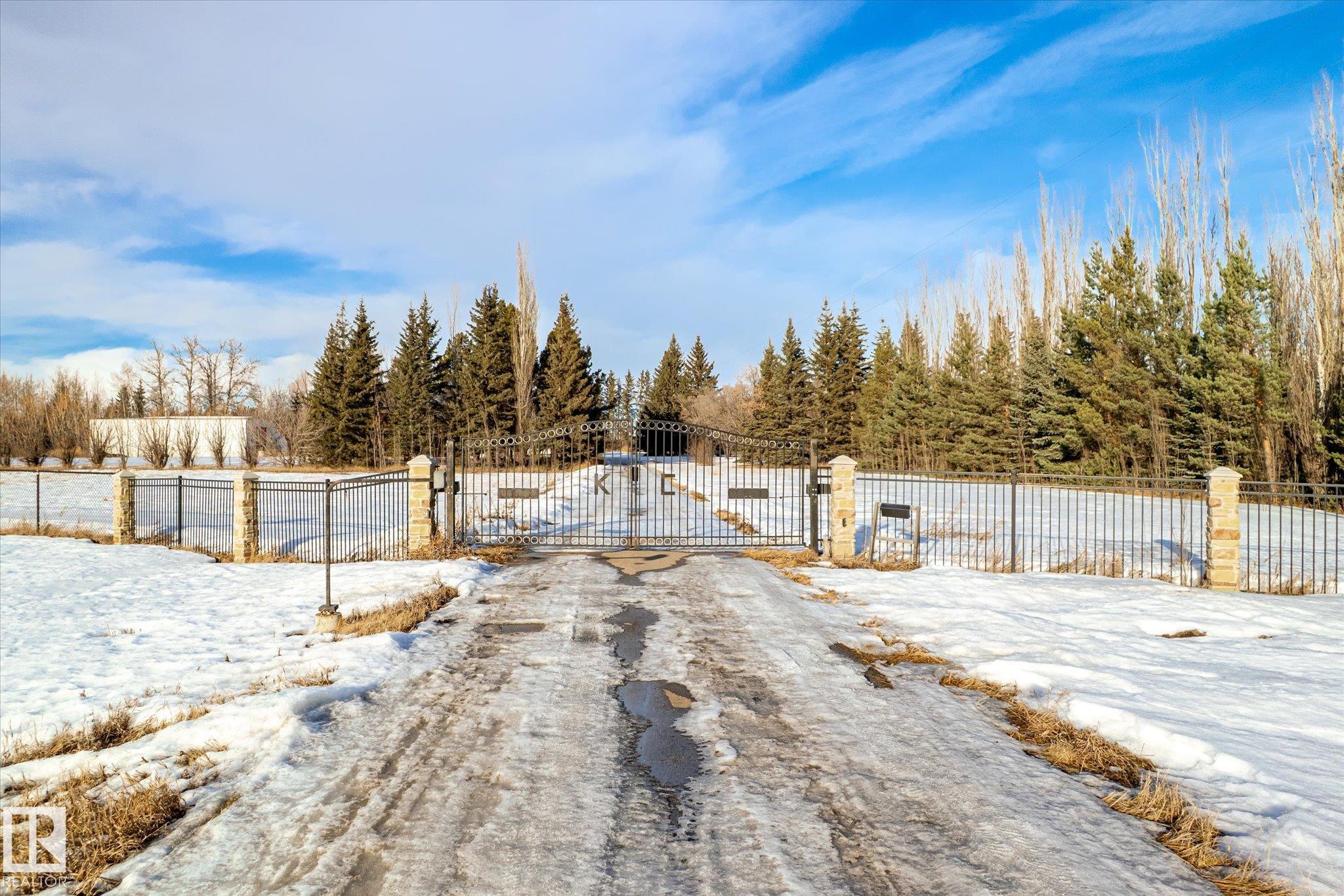 Photo 10 at 27510 Hwy 37 Highway, None, Rural Sturgeon County