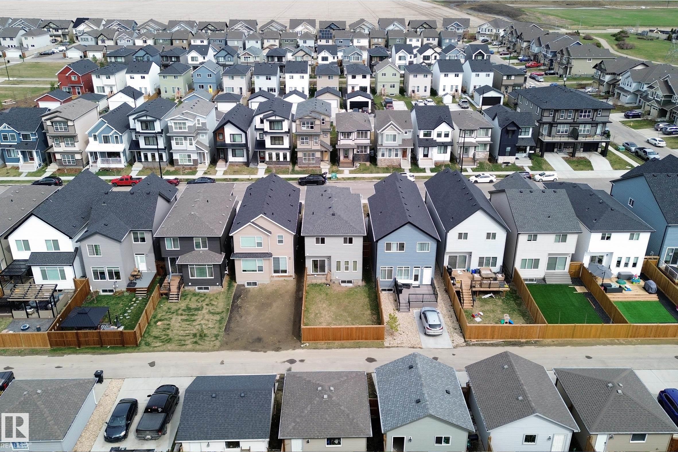 Photo 7 at 2894 Coughlan Green green SW, Chappelle Area, Edmonton