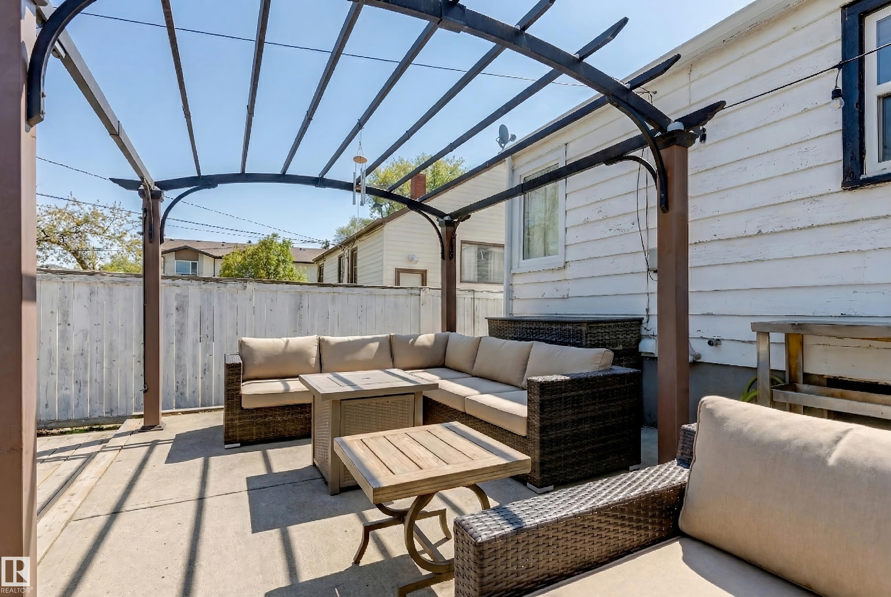 Photo 29 at 11844 96 Street NW, Alberta Avenue, Edmonton