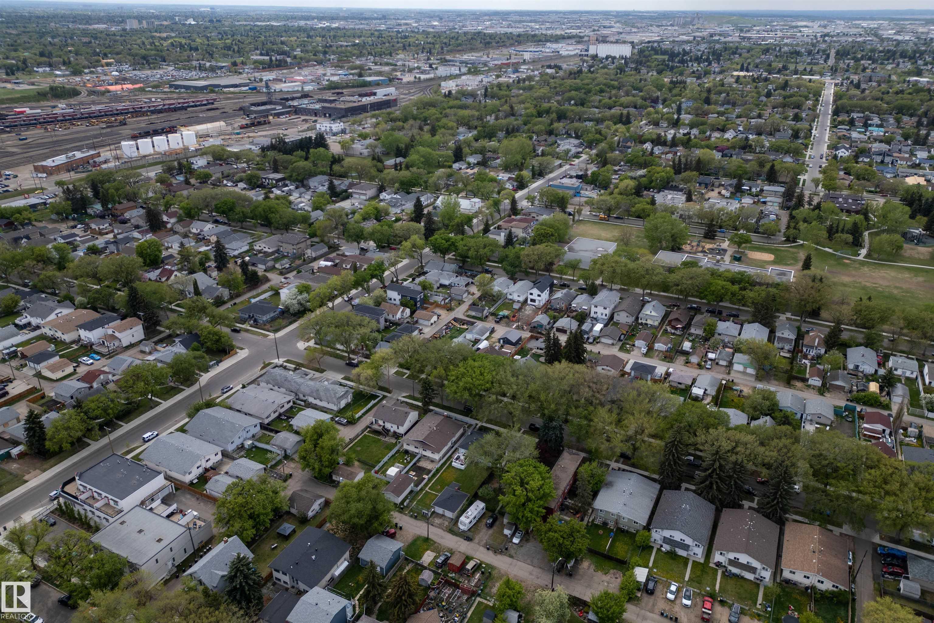 Photo 64 at 12957 - 12959 117 Street NW, Calder, Edmonton