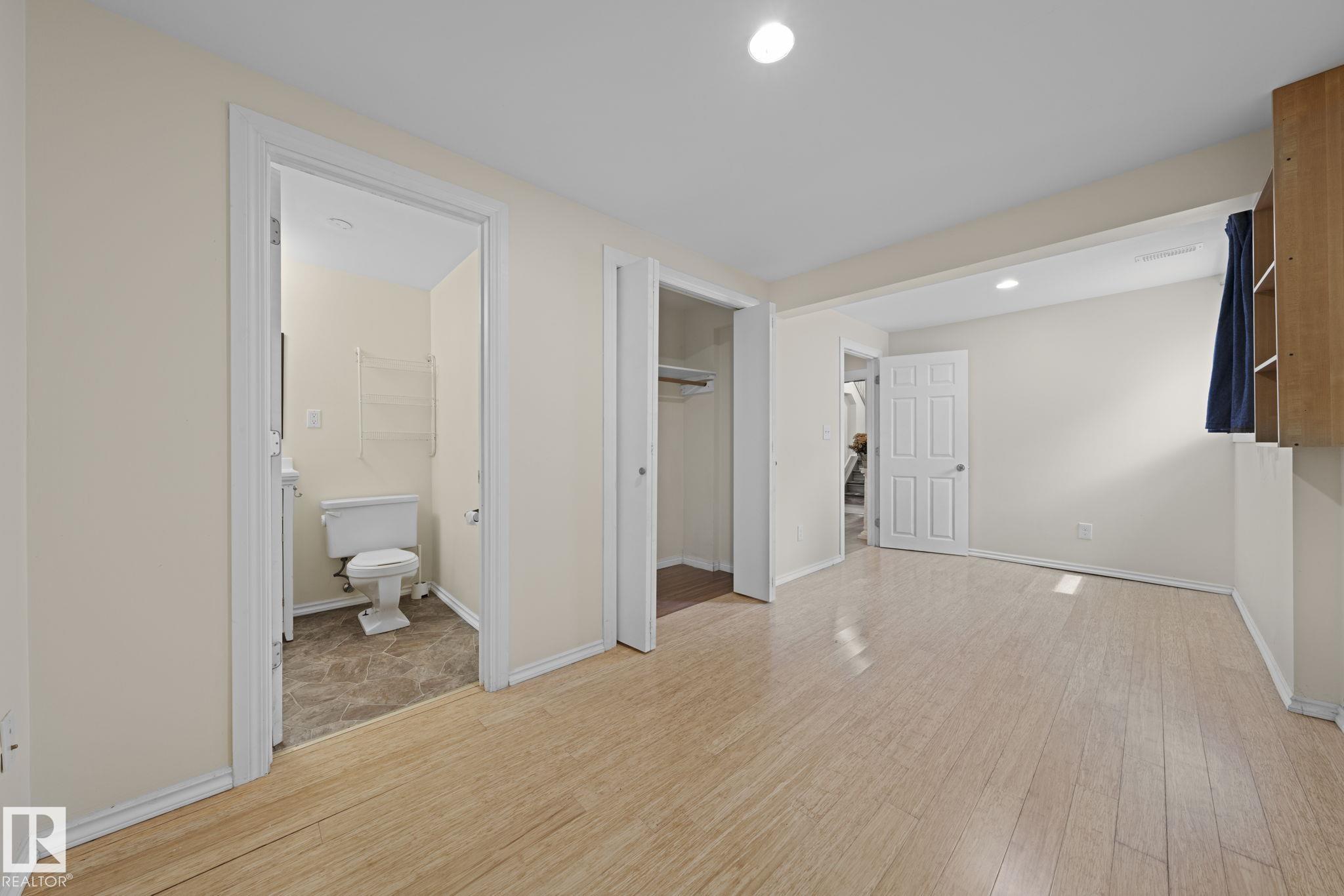 Photo 33 at 10458 14 Avenue NW, Bearspaw, Edmonton