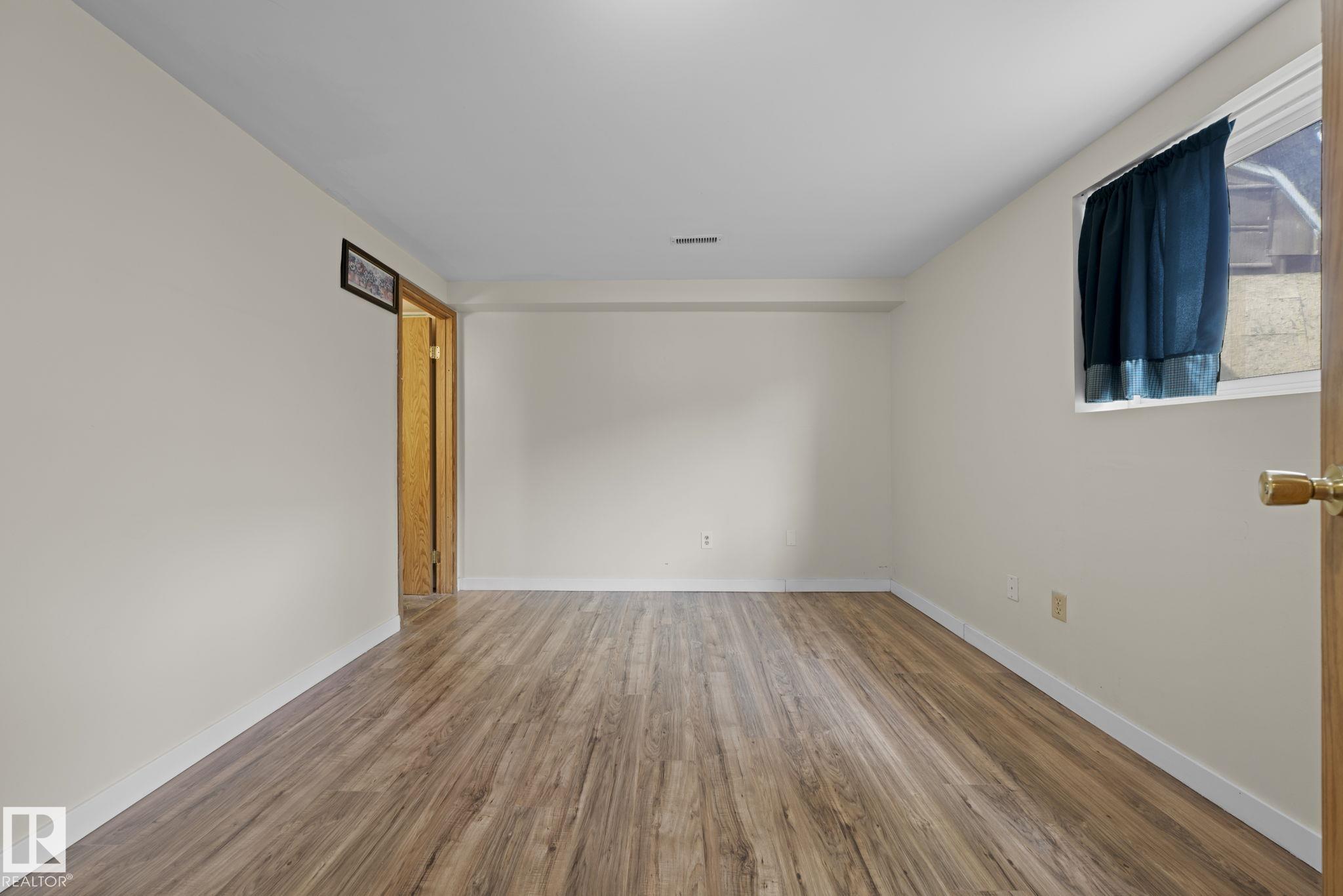 Photo 38 at 10458 14 Avenue NW, Bearspaw, Edmonton