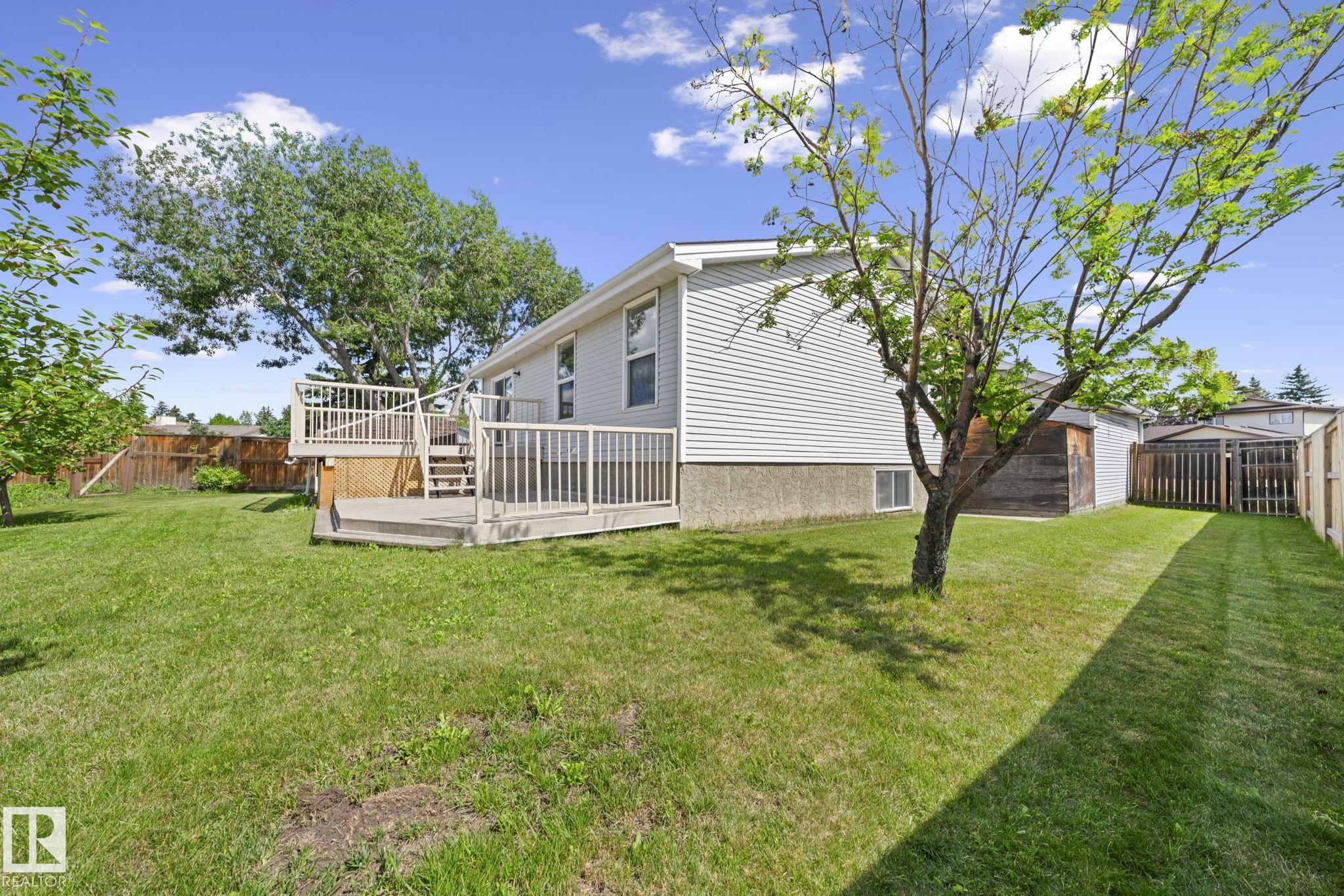 Photo 6 at 10458 14 Avenue NW, Bearspaw, Edmonton