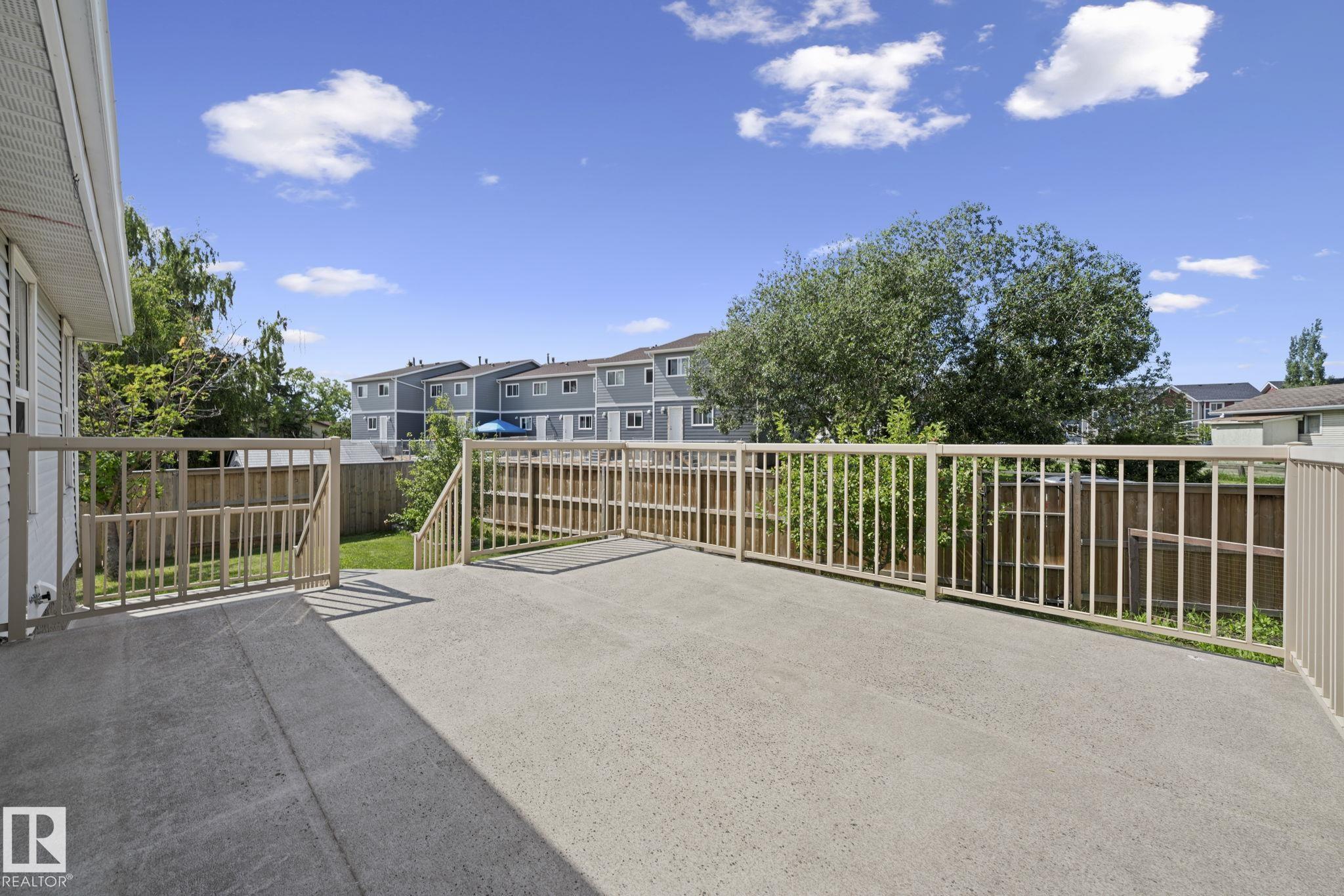 Photo 10 at 10458 14 Avenue NW, Bearspaw, Edmonton