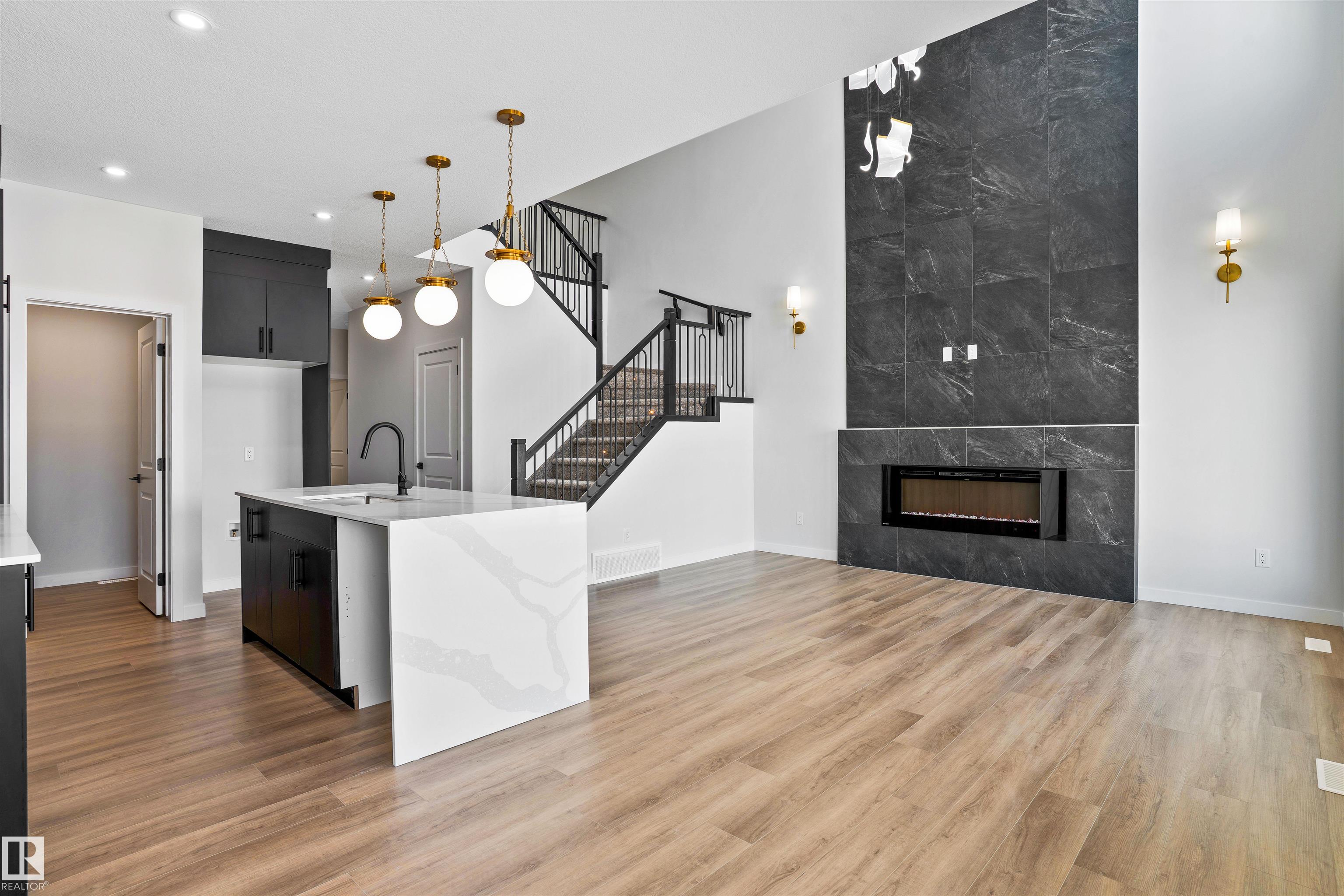 Picture for 112 25 ST SW