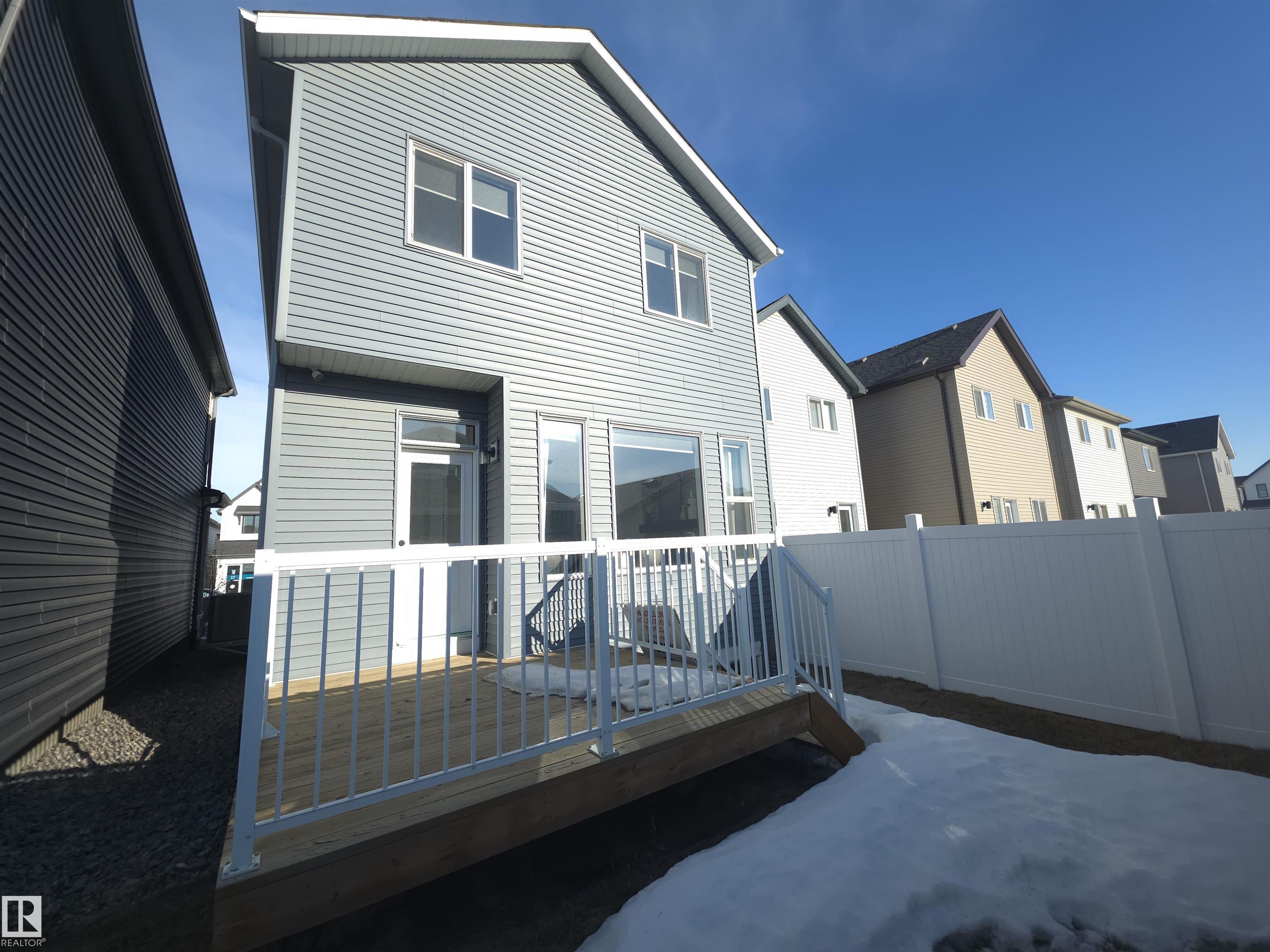 Photo 39 at 7015 52 Avenue, Elan, Beaumont