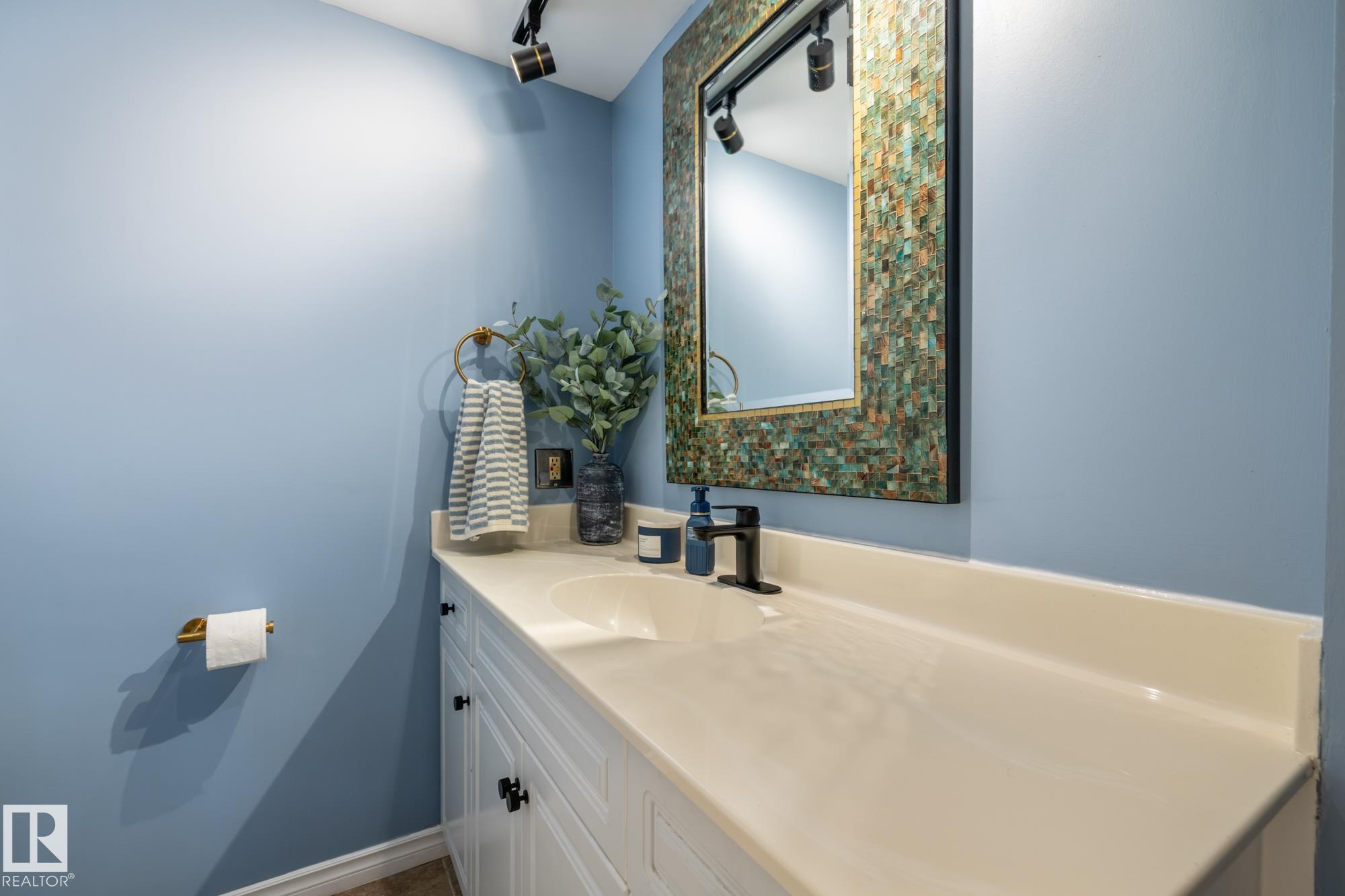 Photo 30 at 1502 - 9909 110 Street NW, Wîhkwêntôwin, Edmonton