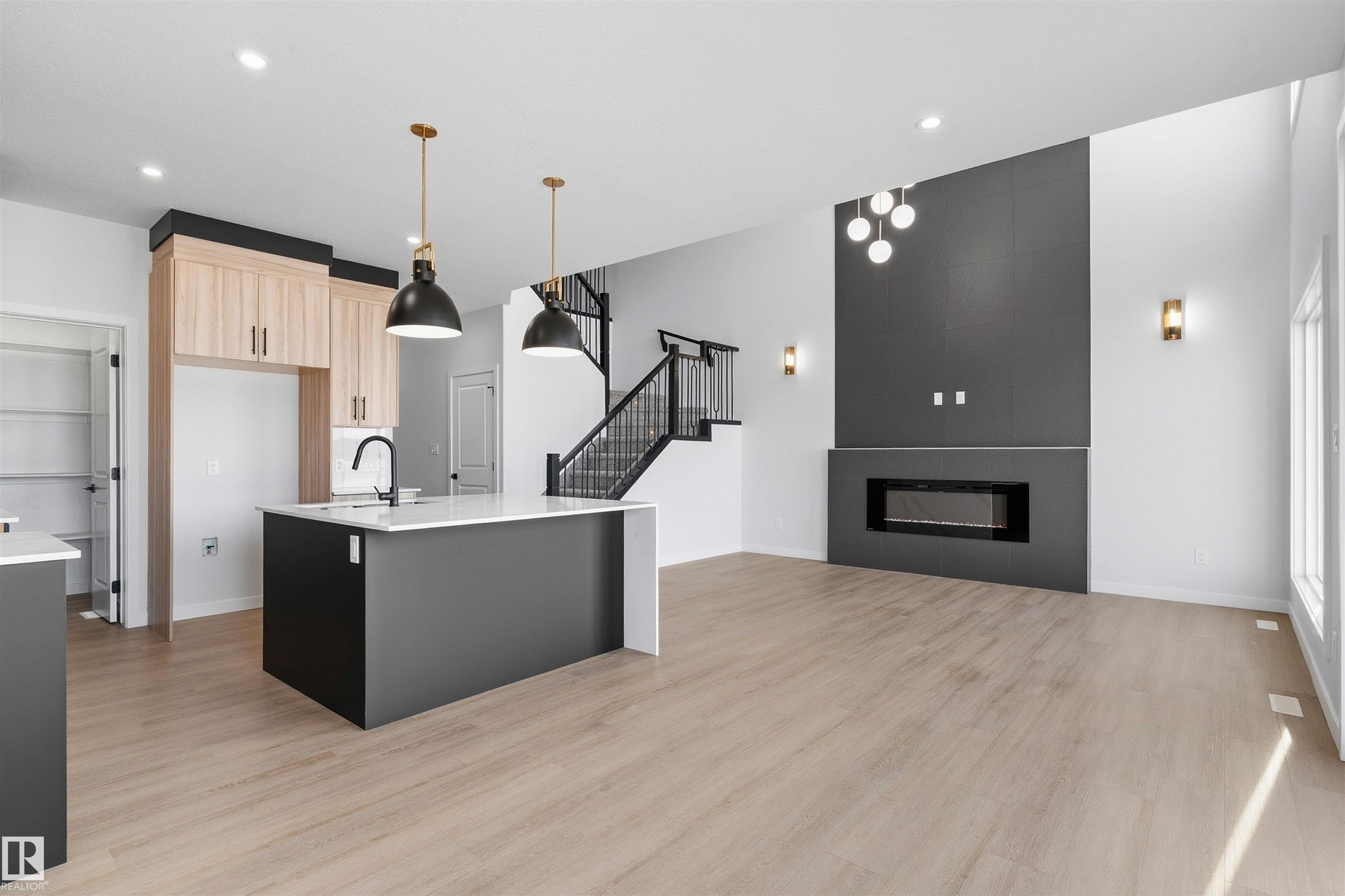 Picture for 120 25 ST SW