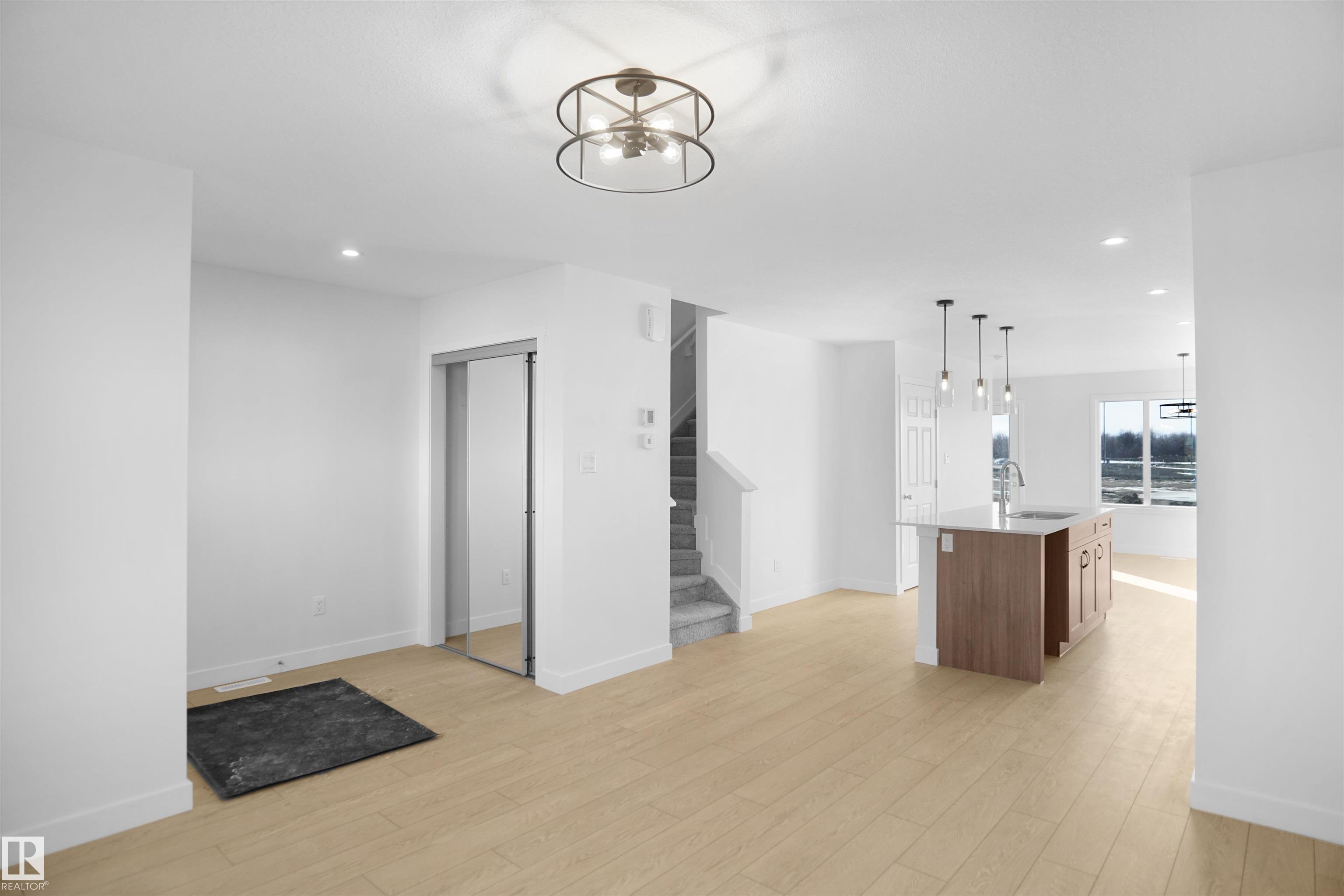 Picture for 20935 16 AV NW