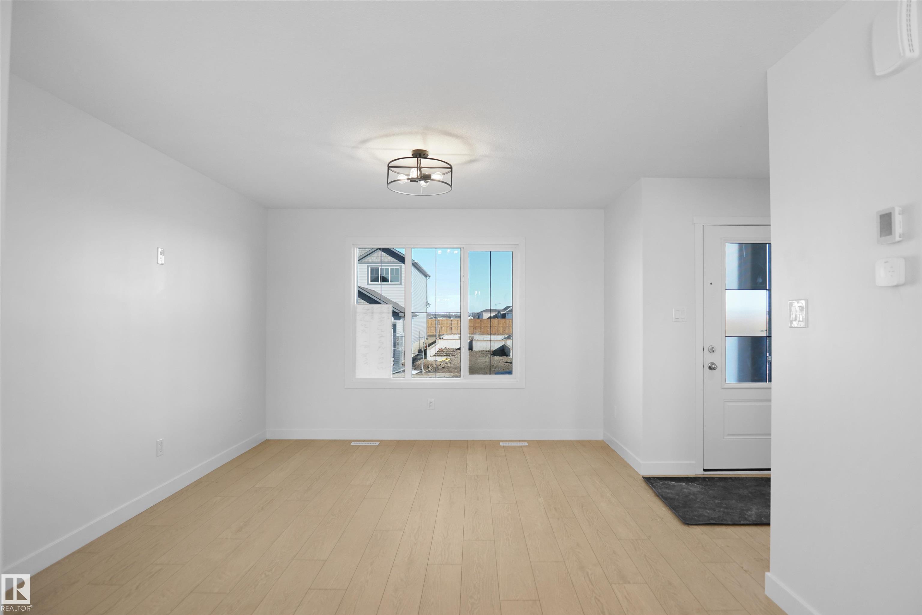 Picture for 20935 16 AV NW