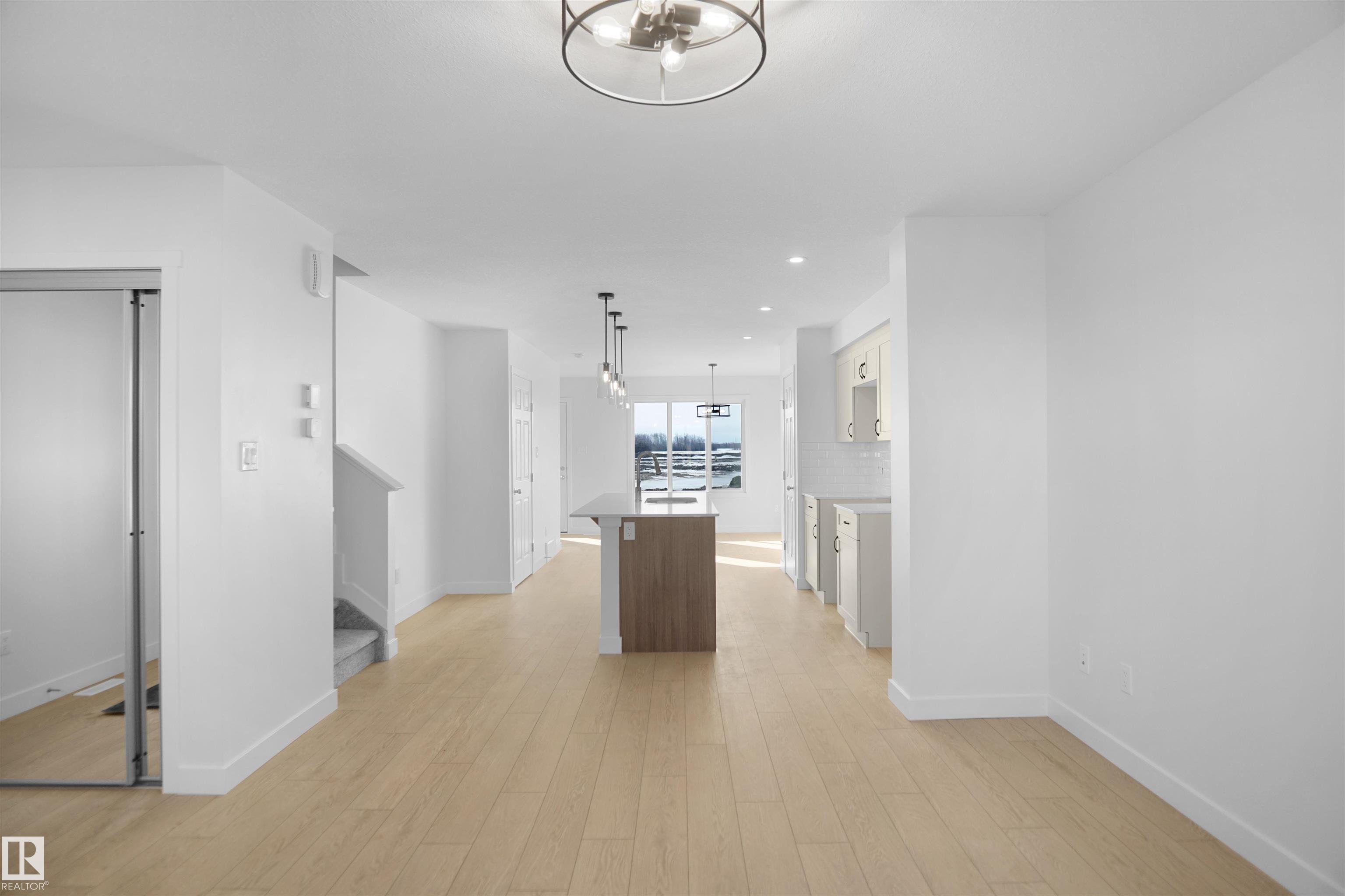 Picture for 20935 16 AV NW