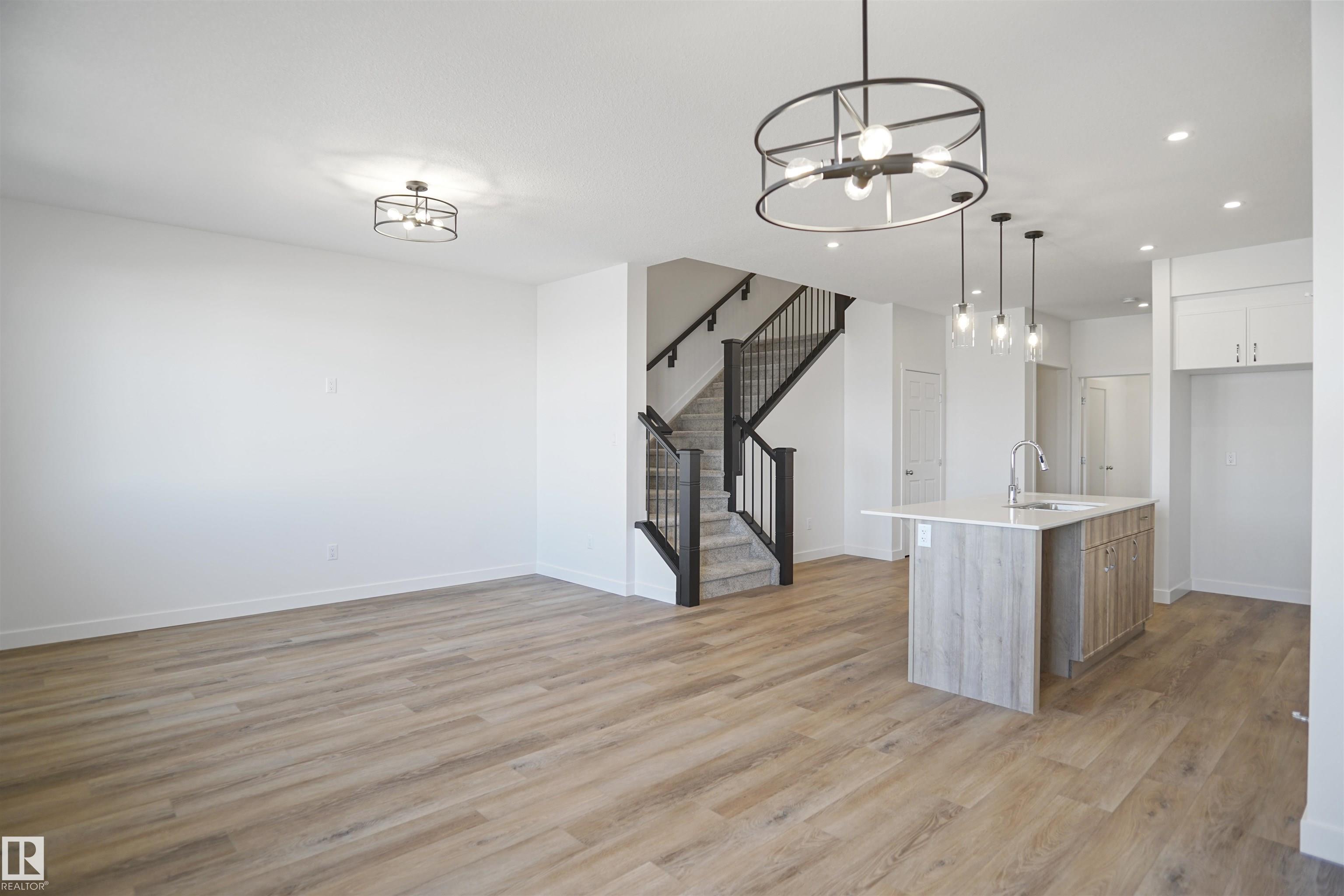 Photo 6 at 18955 28 Avenue NW, The Uplands, Edmonton