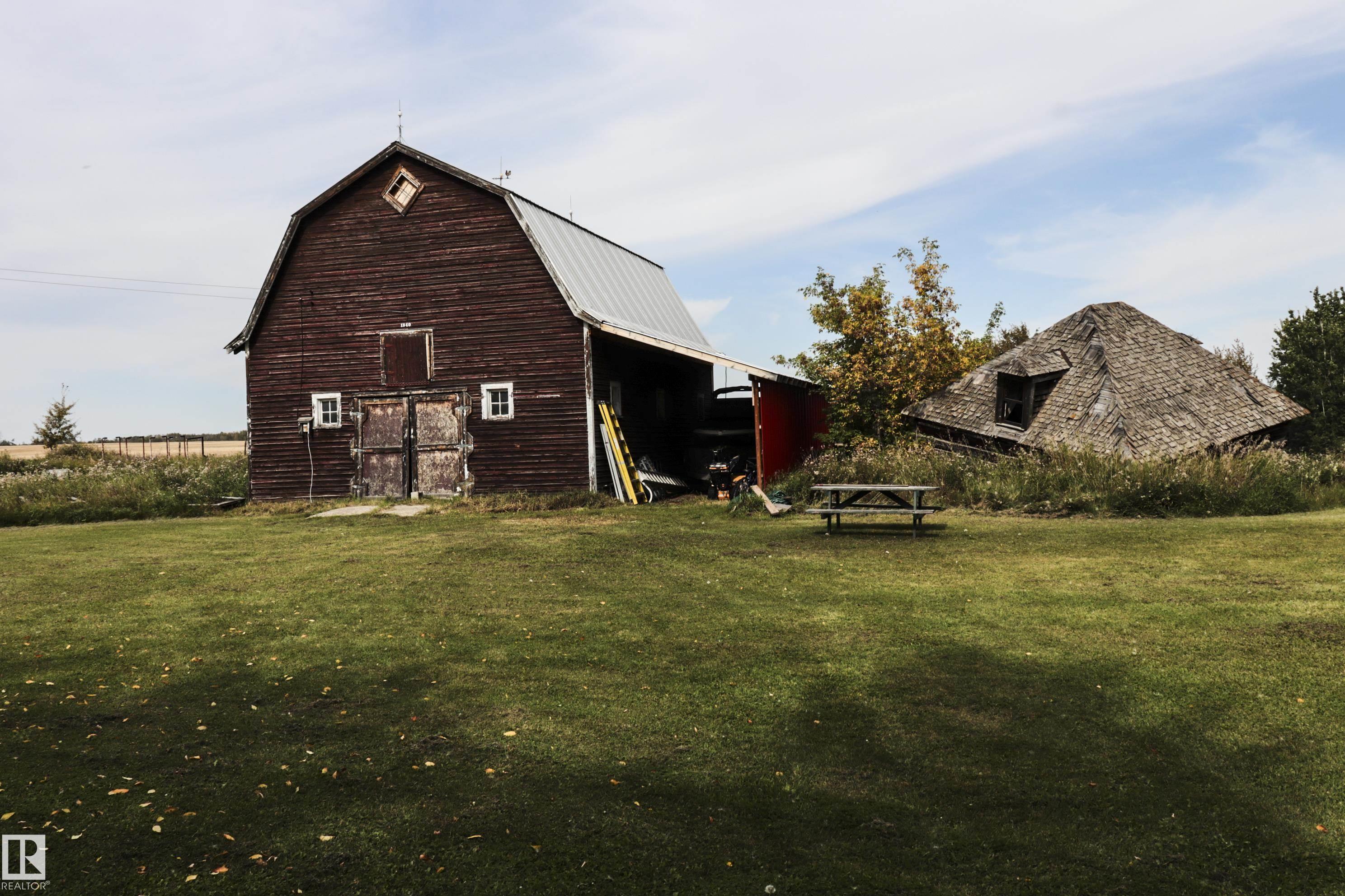 Photo 42 at 53506 Rge Rd 271, None, Rural Parkland County