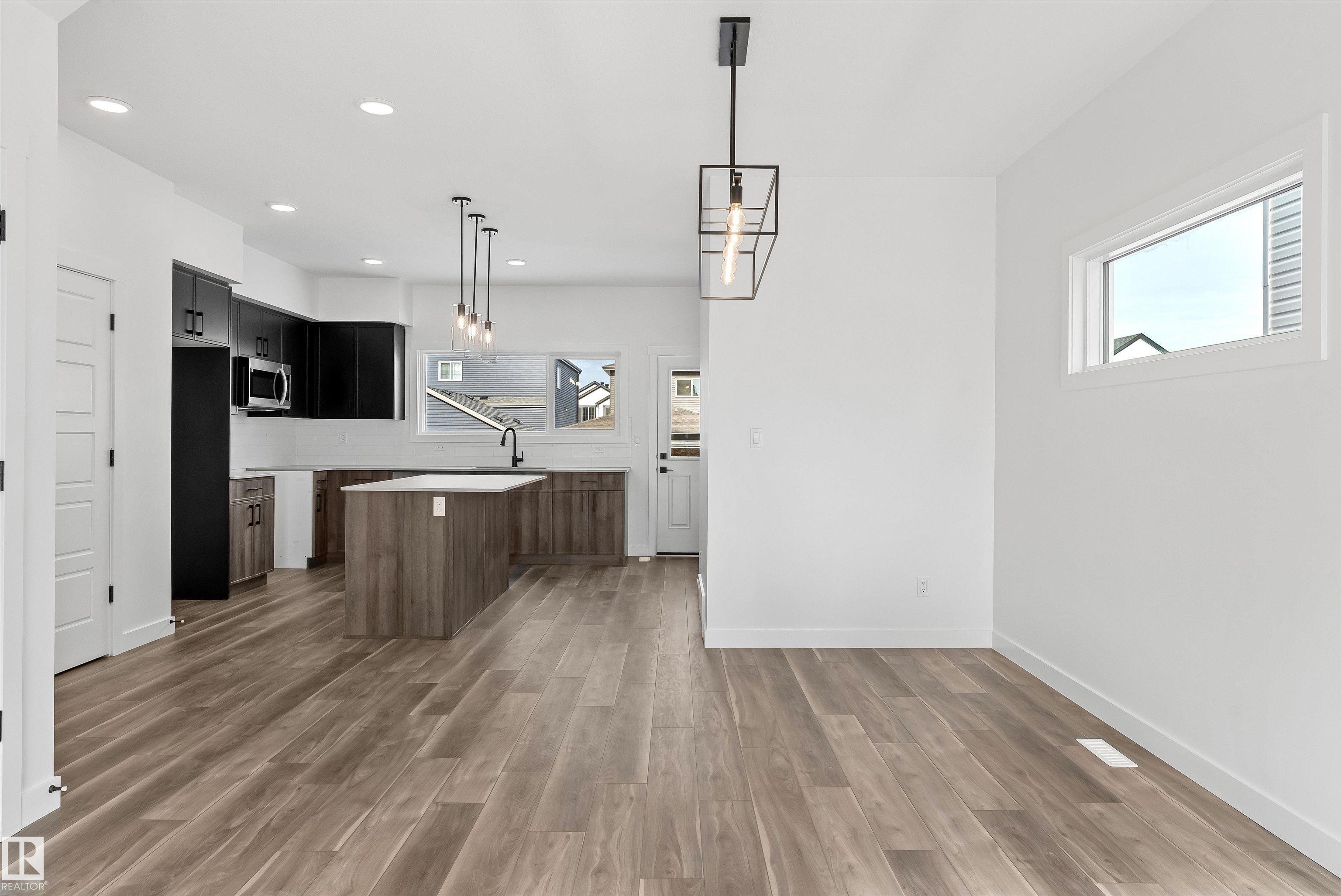 Photo 15 at 1216 Mcleod Avenue, Easton, Spruce Grove