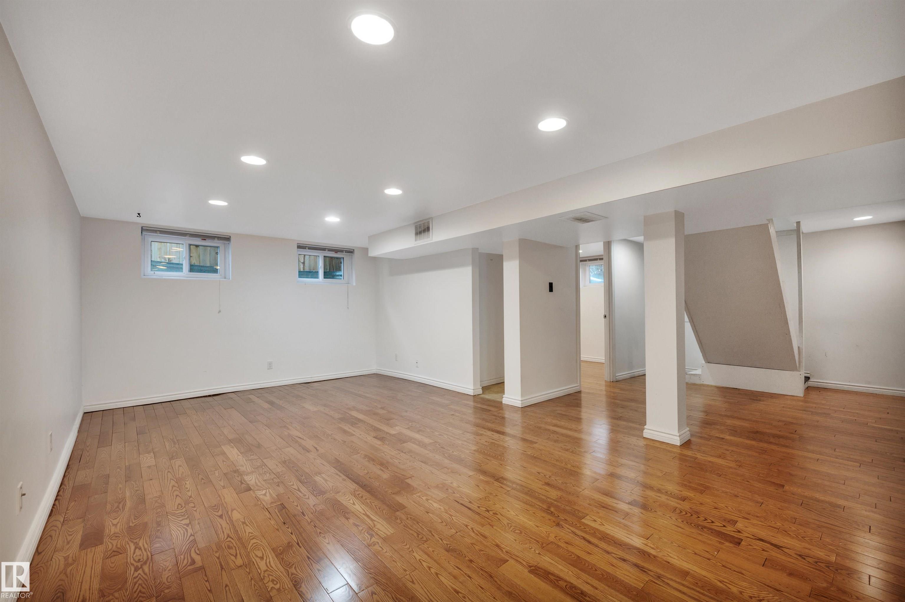 Photo 35 at 6803 112a Street NW, Parkallen, Edmonton