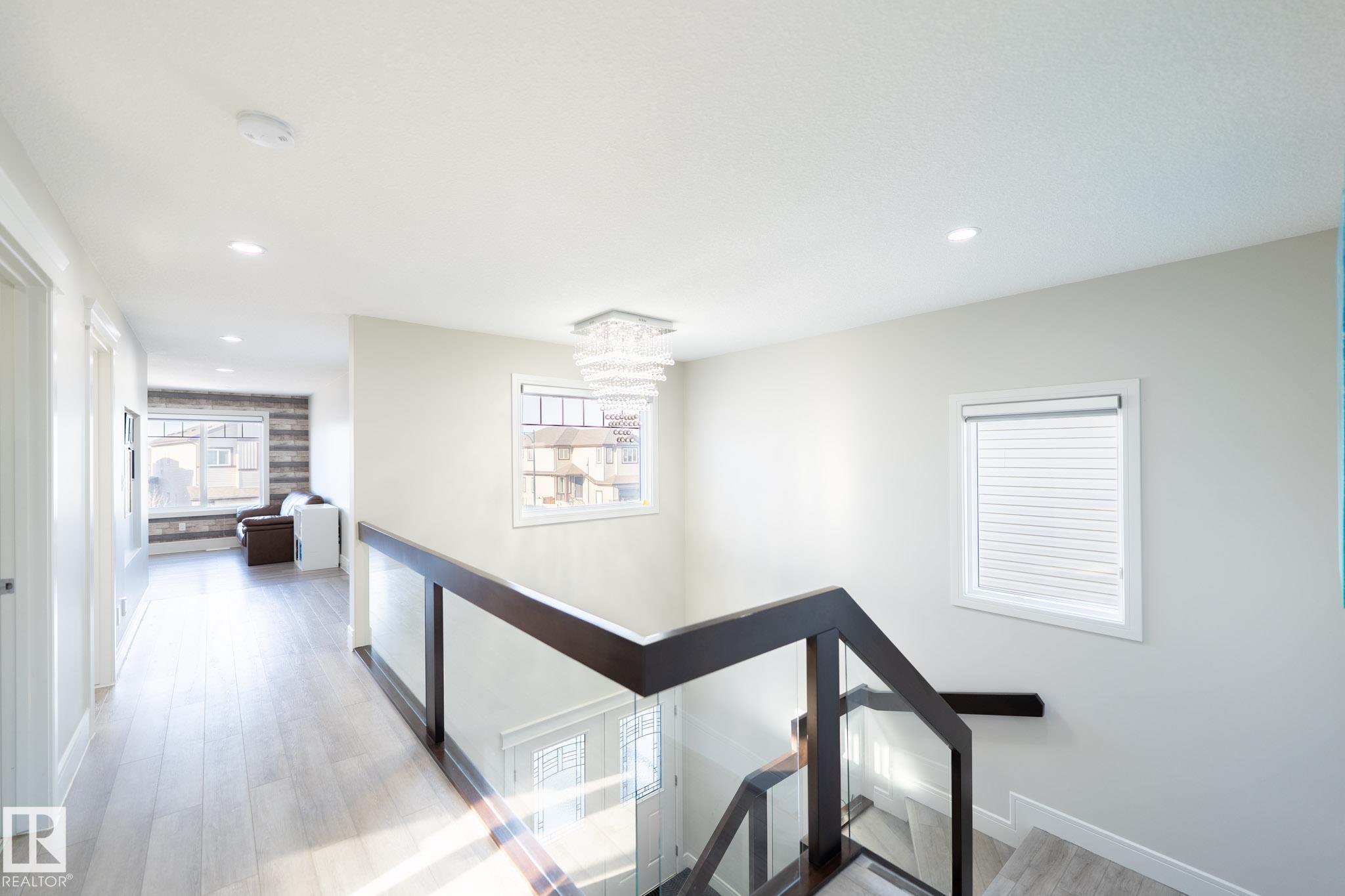 Photo 22 at 3623 8 Street NW, Maple Crest, Edmonton