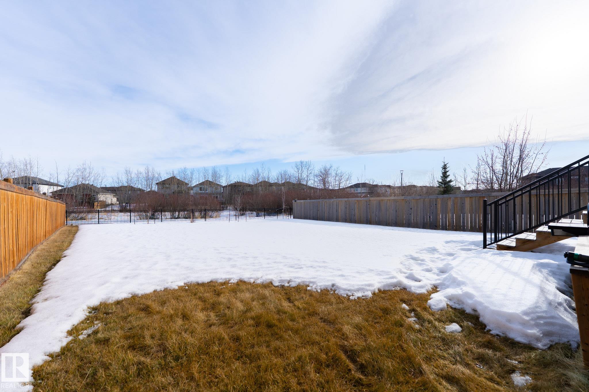 Photo 38 at 3623 8 Street NW, Maple Crest, Edmonton