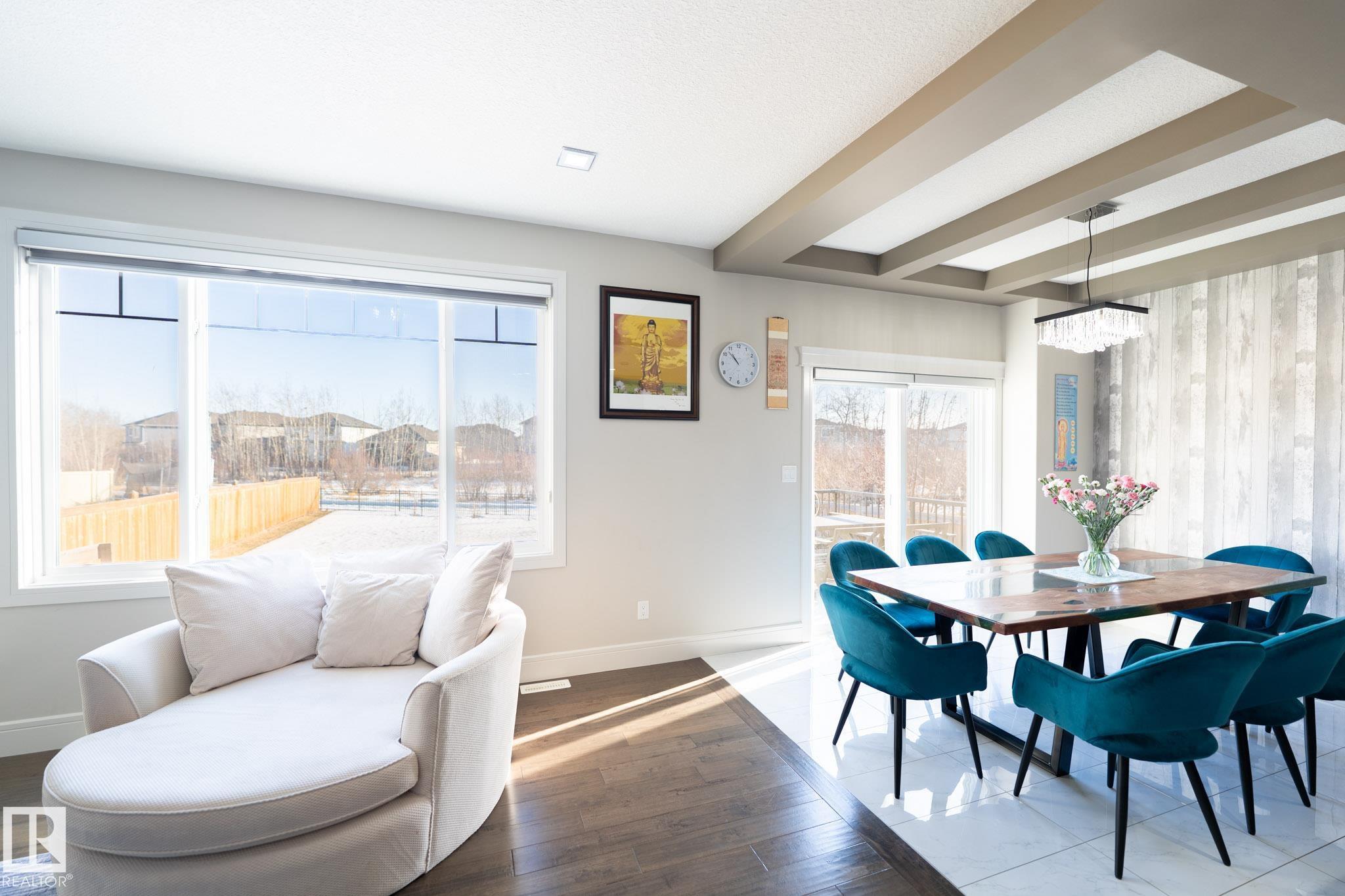 Photo 9 at 3623 8 Street NW, Maple Crest, Edmonton