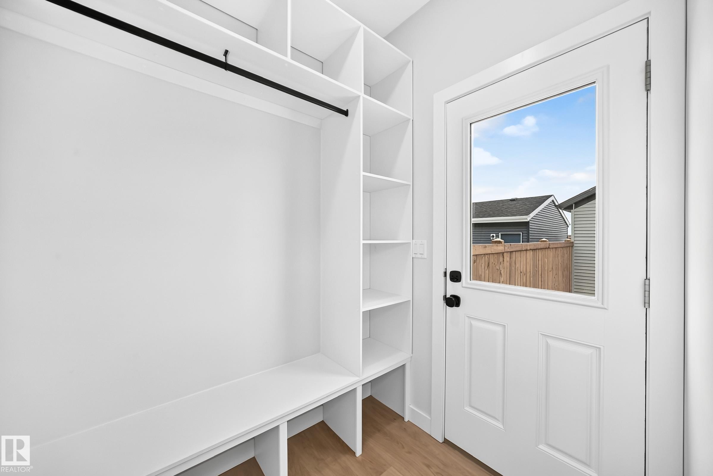 https://zimg.paragon.ice.com/ParagonImages/Property/PM/RAE/225386237/15/0/0/11aa9dd180b54e9a93380a292ea1cb36/1/cdf1233d1fd6a77a37ec516fa3bcc666/225386237-e3ff4153-06df-4af0-bf5c-0d0c51fe36d5.JPG