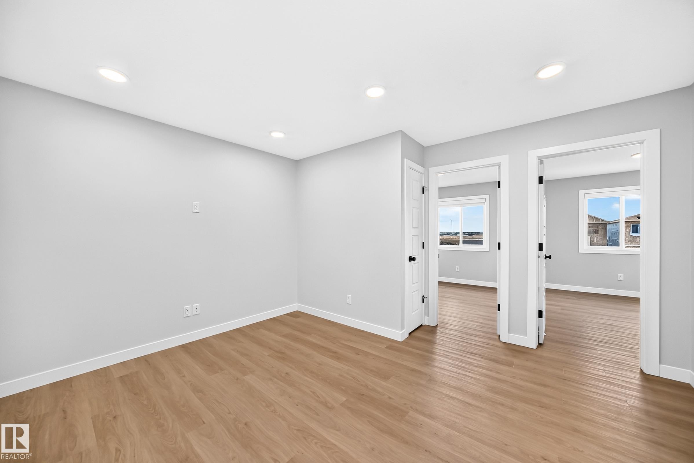 https://zimg.paragon.ice.com/ParagonImages/Property/PM/RAE/225386237/17/0/0/69b7377f89eec5af1b7d7a995124cf77/1/cdf1233d1fd6a77a37ec516fa3bcc666/225386237-5f8faa02-865b-4529-9928-2471dc1430ee.JPG
