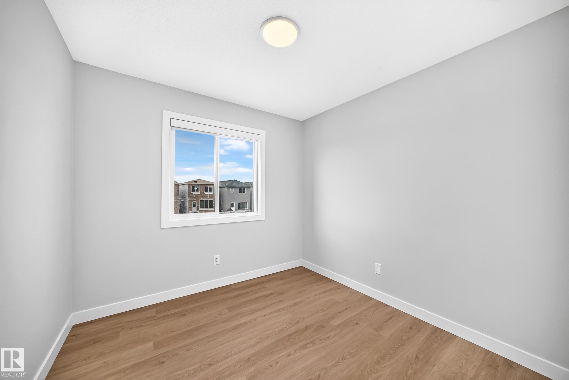 https://zimg.paragon.ice.com/ParagonImages/Property/PM/RAE/225386237/19/0/0/fc92ba4728e630b87e192d20f409d24e/1/cdf1233d1fd6a77a37ec516fa3bcc666/225386237-32ed32c3-8468-4ba1-b86e-23035c8fc52c.JPG