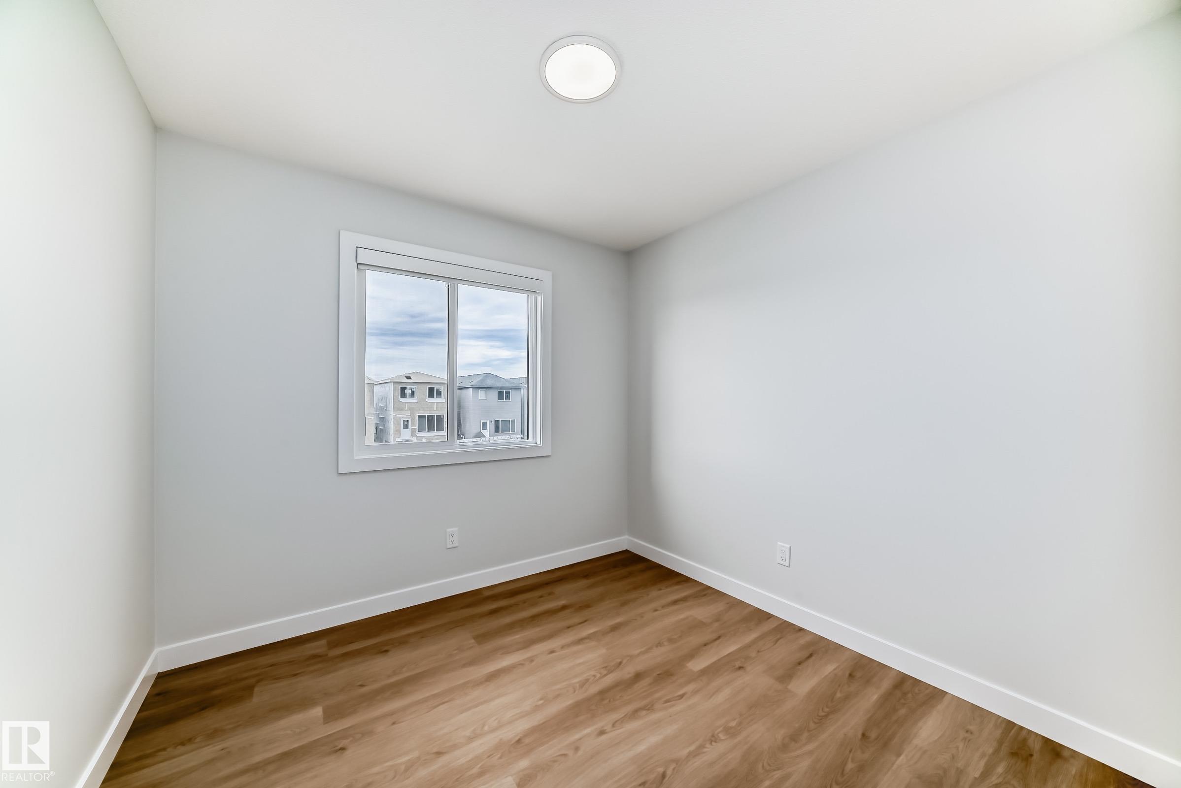https://zimg.paragon.ice.com/ParagonImages/Property/PM/RAE/225386237/27/0/0/d9af7277b246b1c82e1b739c5235bed5/1/cdf1233d1fd6a77a37ec516fa3bcc666/225386237-2898fac3-54aa-4d26-91cd-7f8a2d437910.JPG