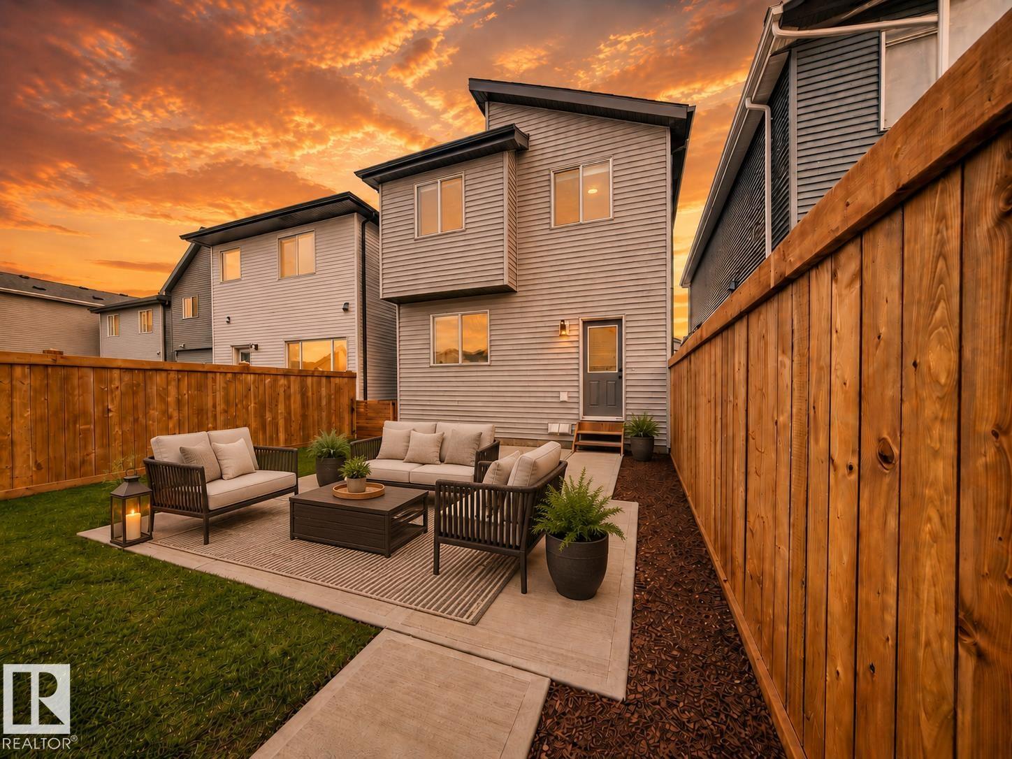 https://zimg.paragon.ice.com/ParagonImages/Property/PM/RAE/225386237/34/0/0/85859b86bdb19b346ecb3ef357dc5243/1/cdf1233d1fd6a77a37ec516fa3bcc666/225386237-ea4b85c3-2d62-471e-9505-7d2f11d4669f.JPG